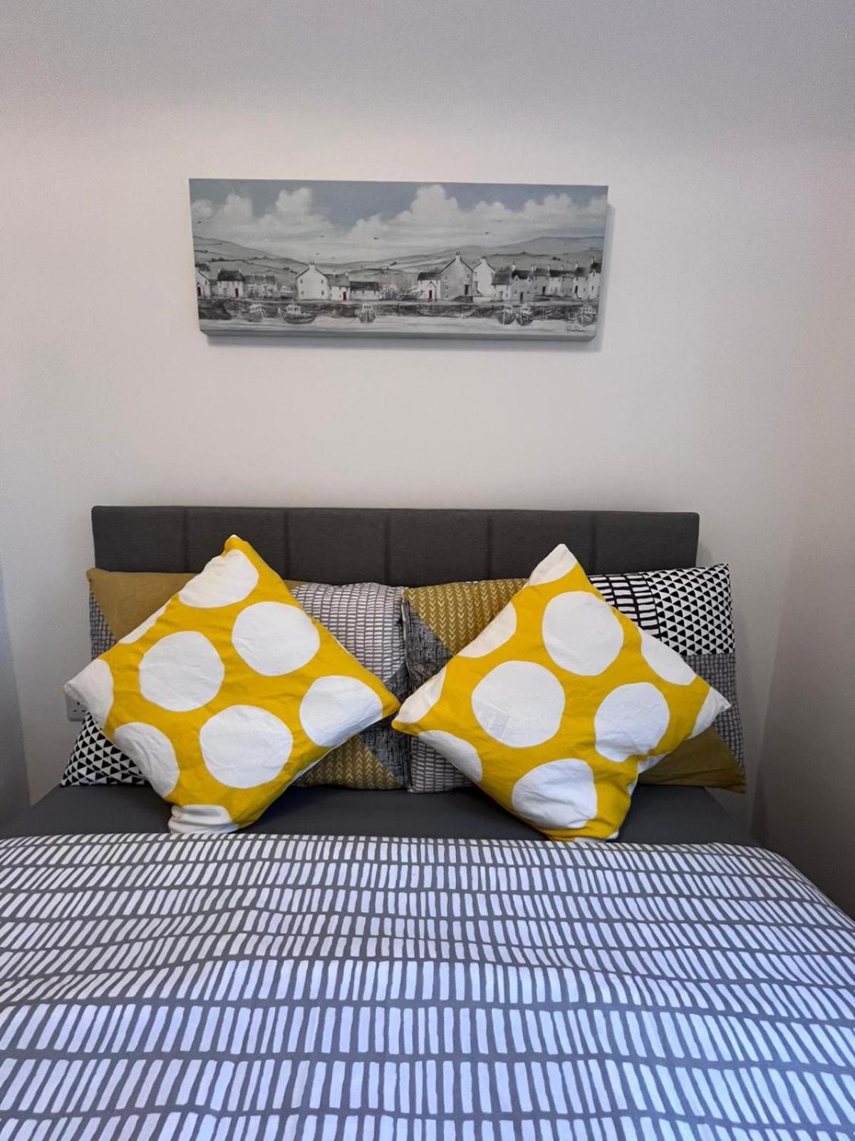 2-Bed Family House Nr Nottingham City Hospital, Arnold, Mansfield with Free WiFi
