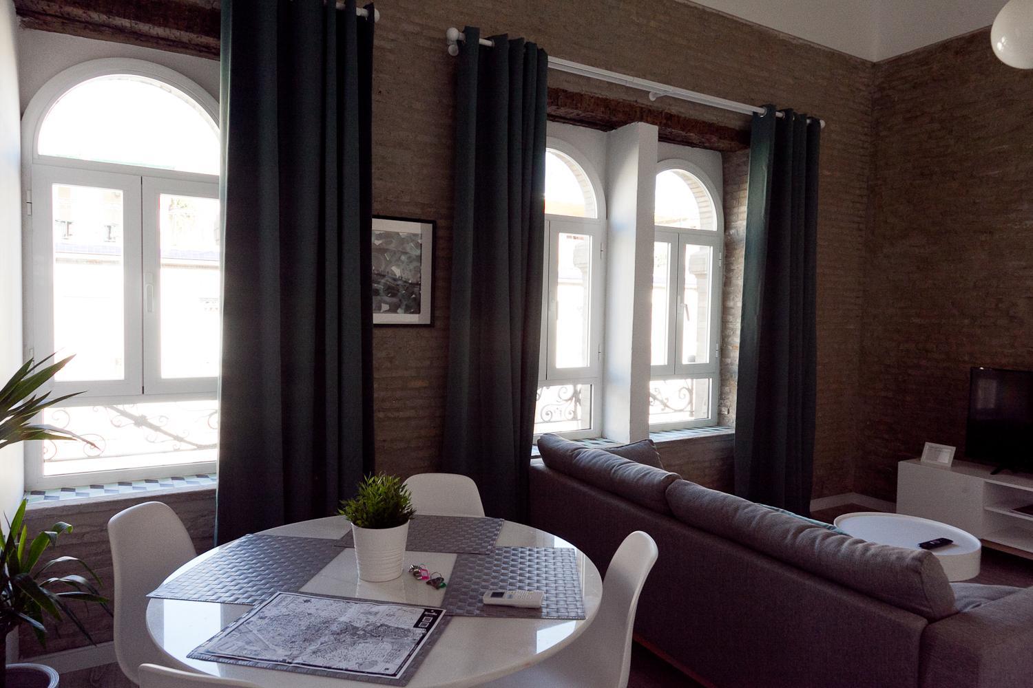 GoToSeville Feria Suites