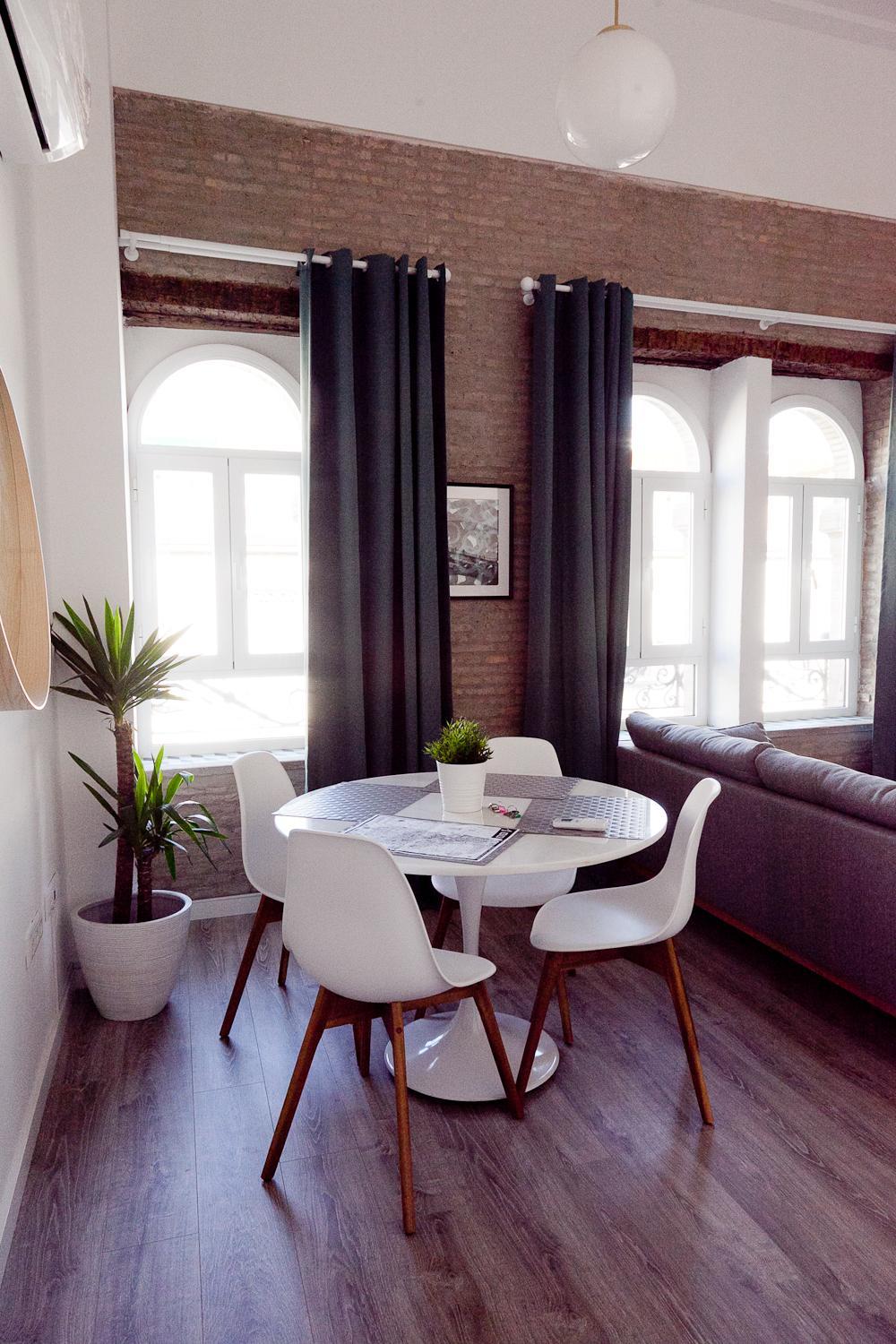 GoToSeville Feria Suites
