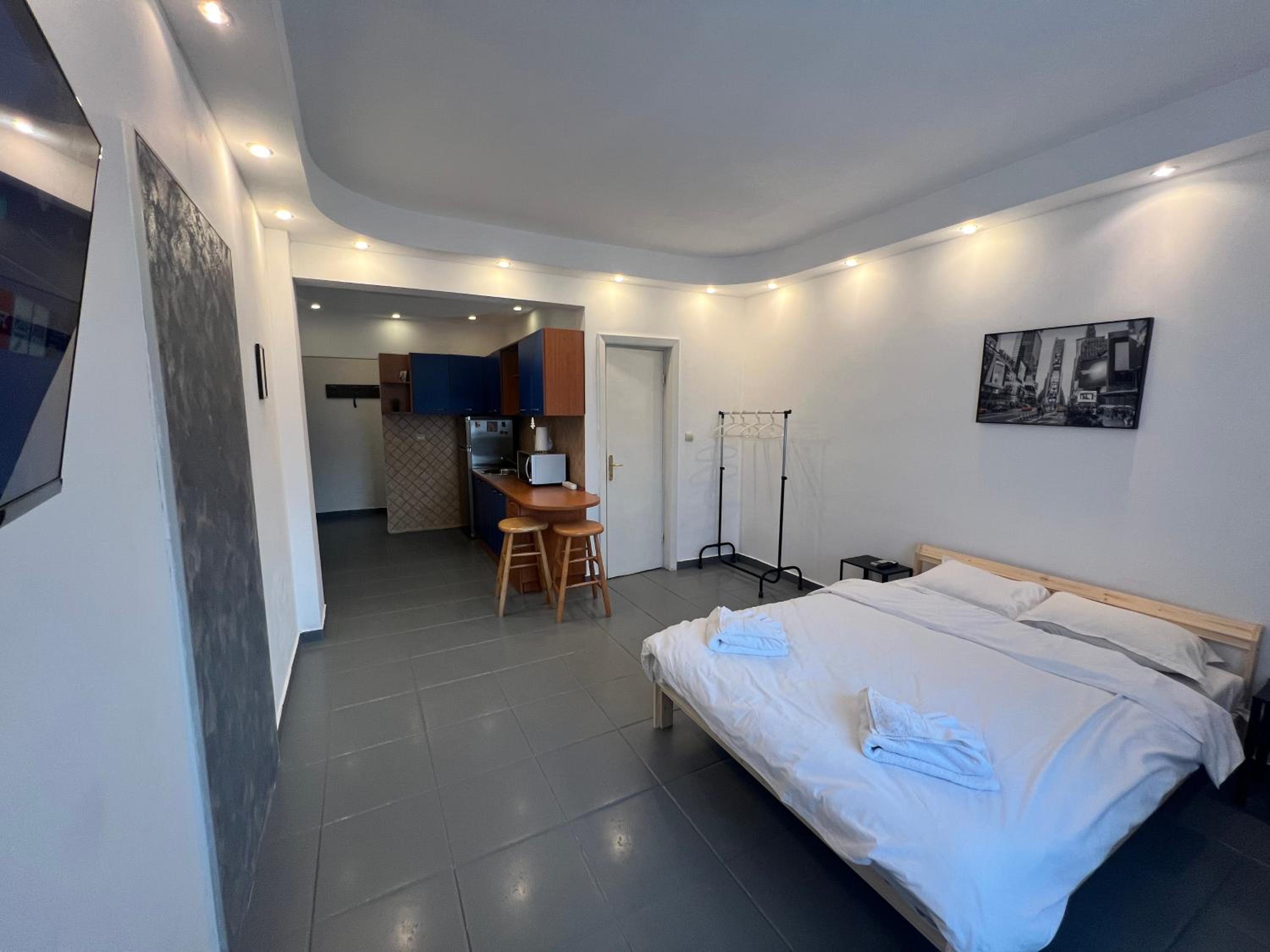 Prestigious Area Central Studio