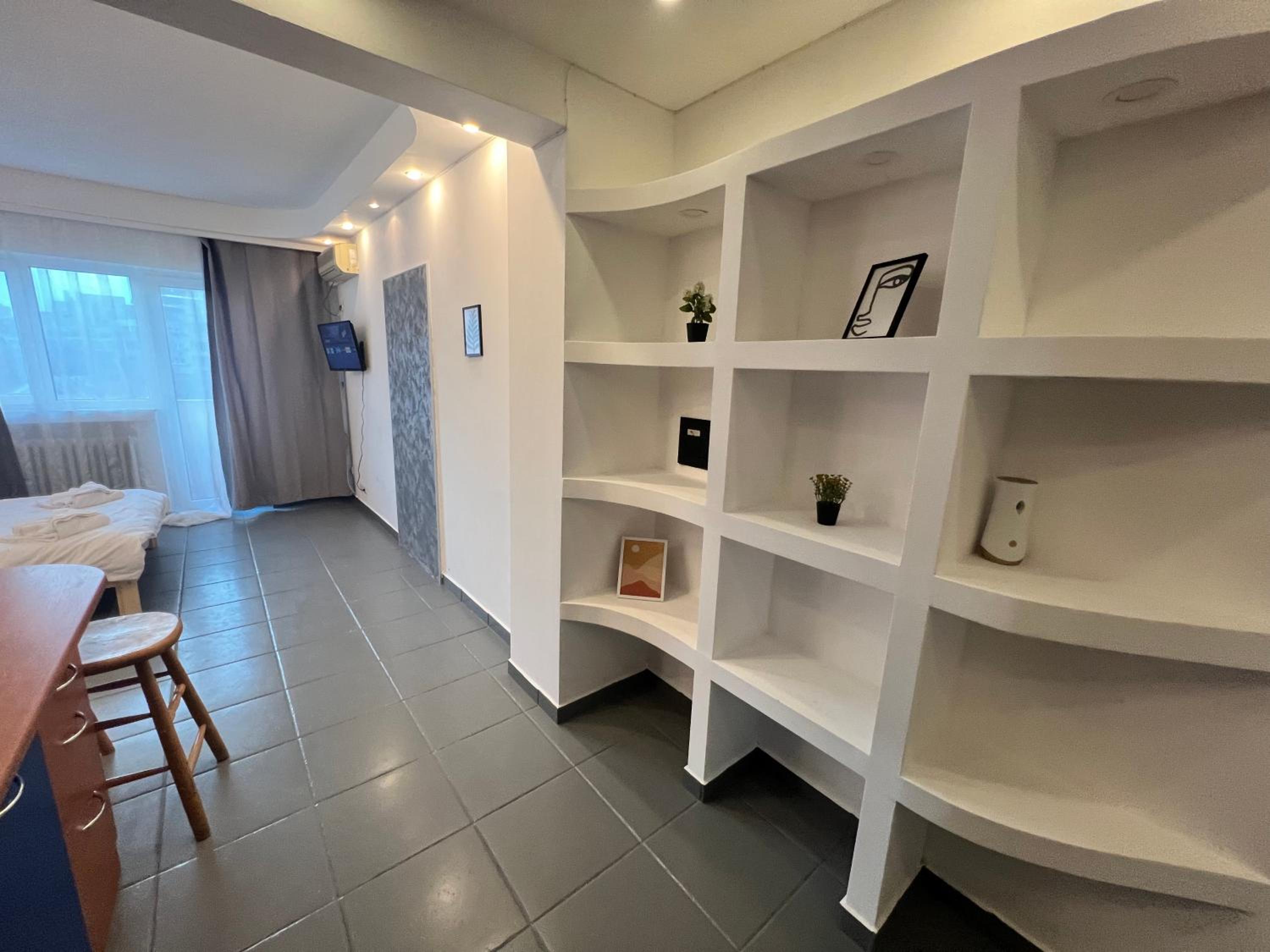 Prestigious Area Central Studio