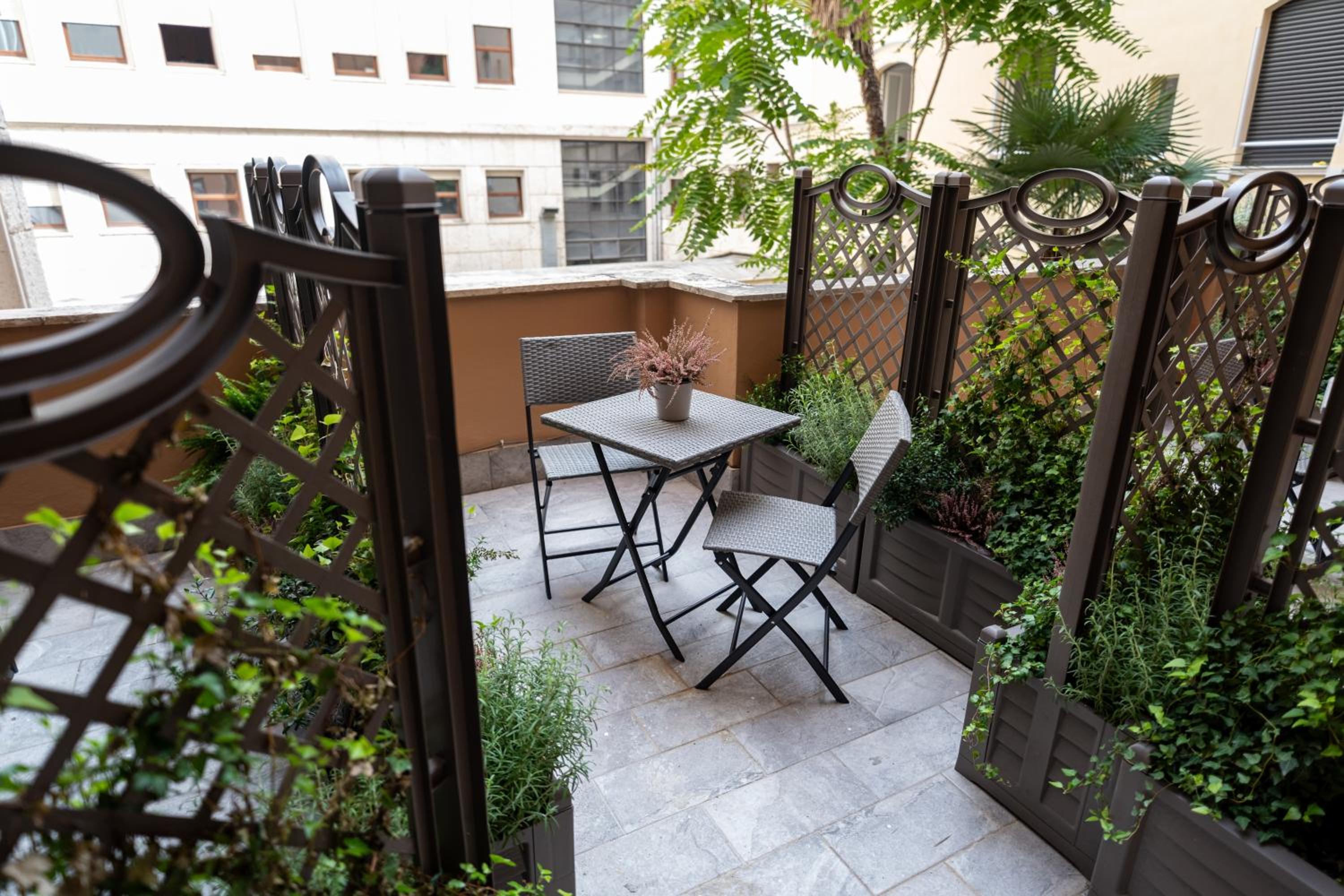 Roma suite hotel