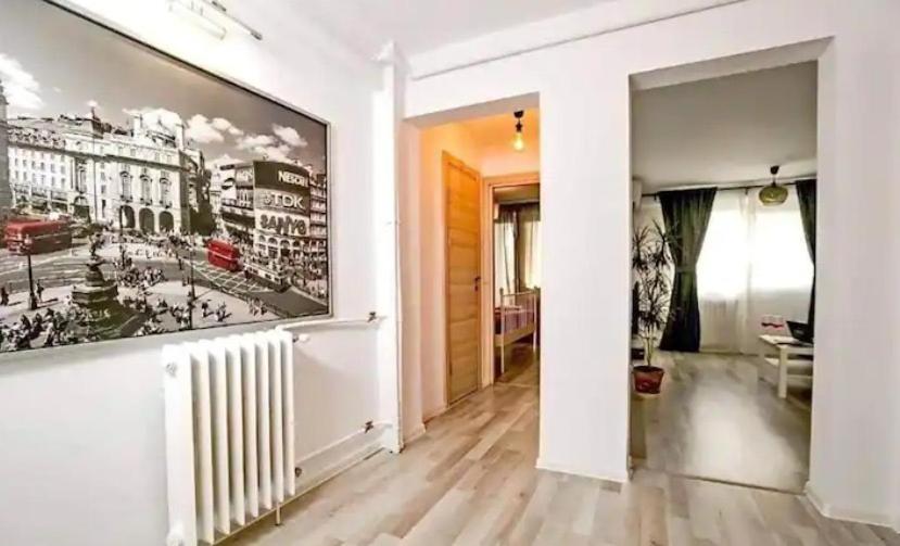Luxury 2BR Apartment Victoriei with Parking!