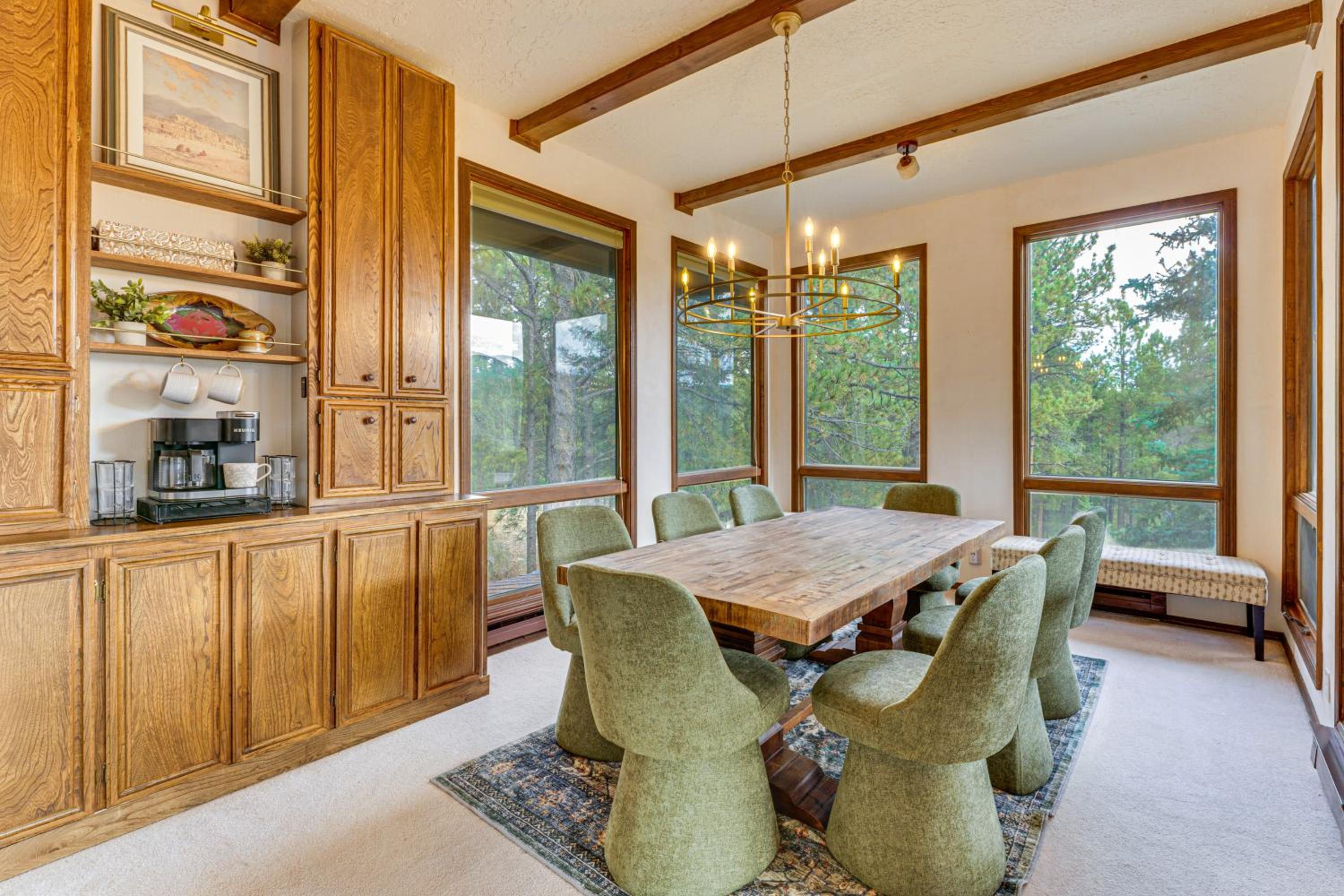 Luxury Home with Hot Tub and Mtn Views in Angel Fire!