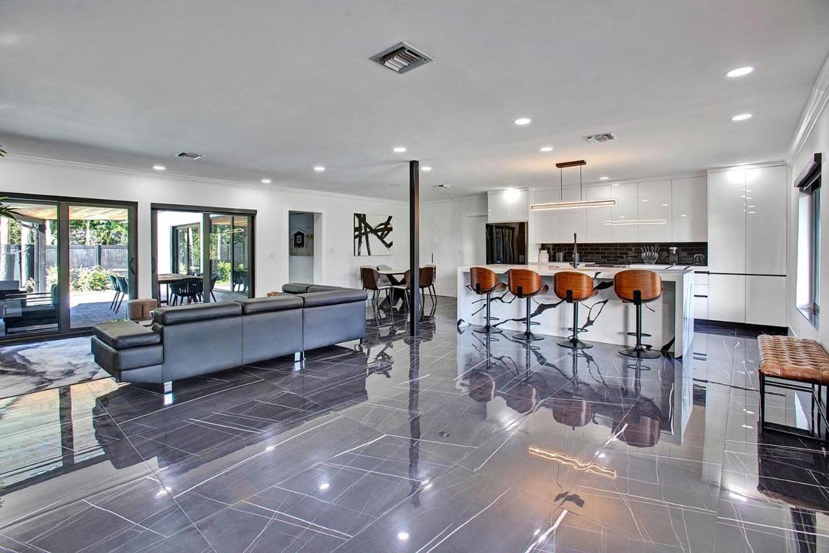 Coral Lane by Rove Travel - Home with Pool & BBQ