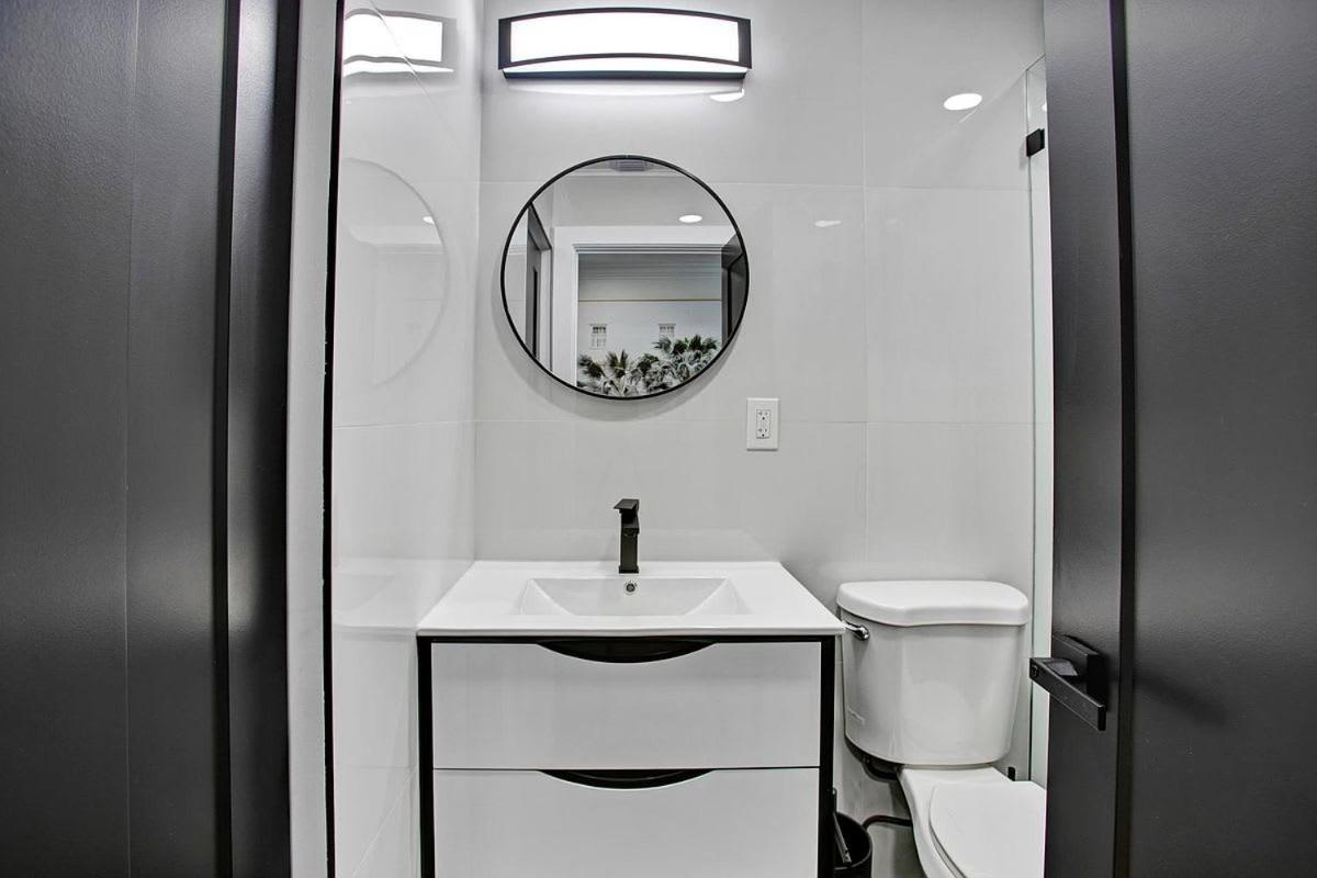 Coral Lane by Rove Travel - Home with Pool & BBQ