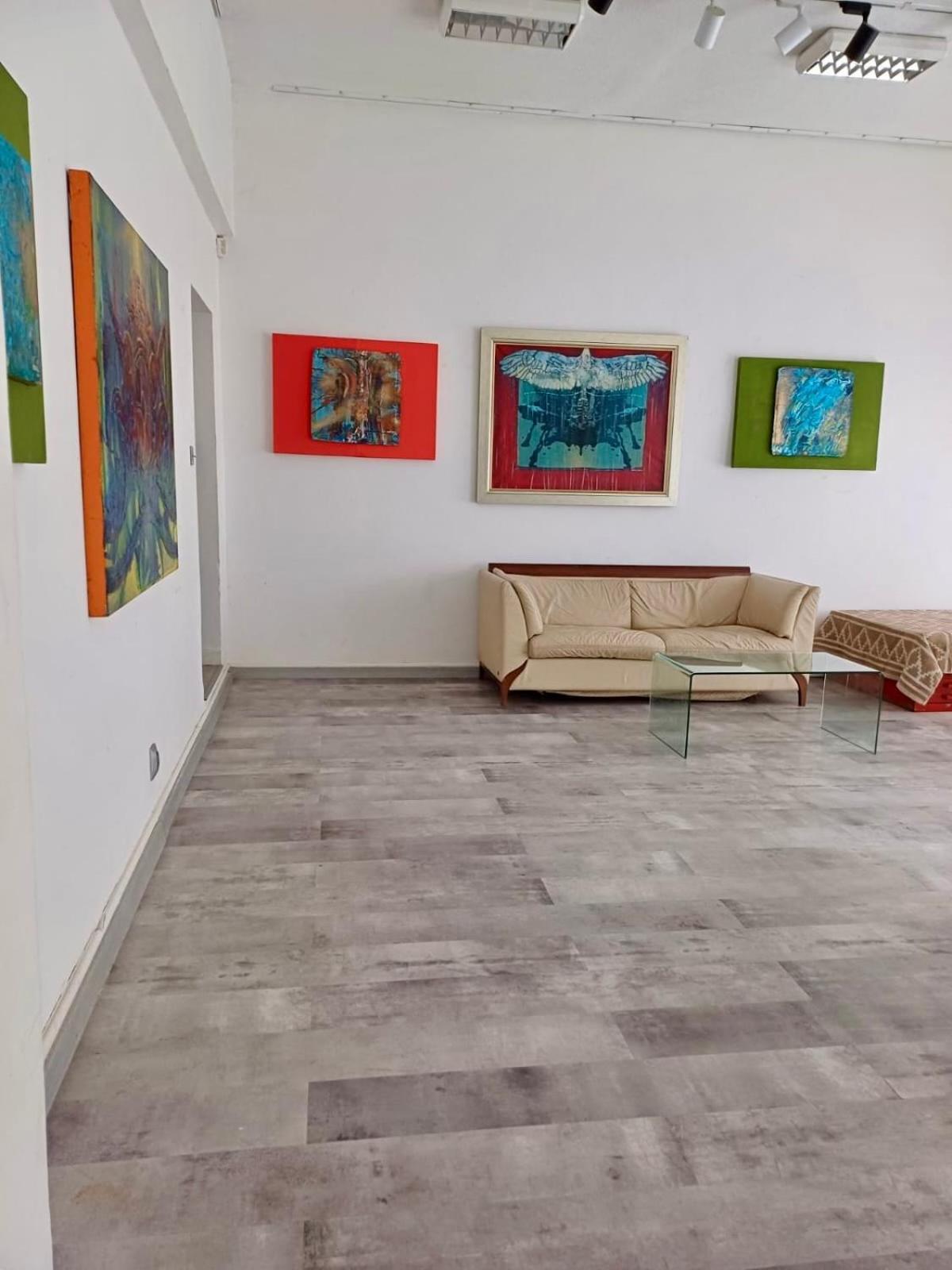 Stay, Work, Meet in Creative Space in Centrum