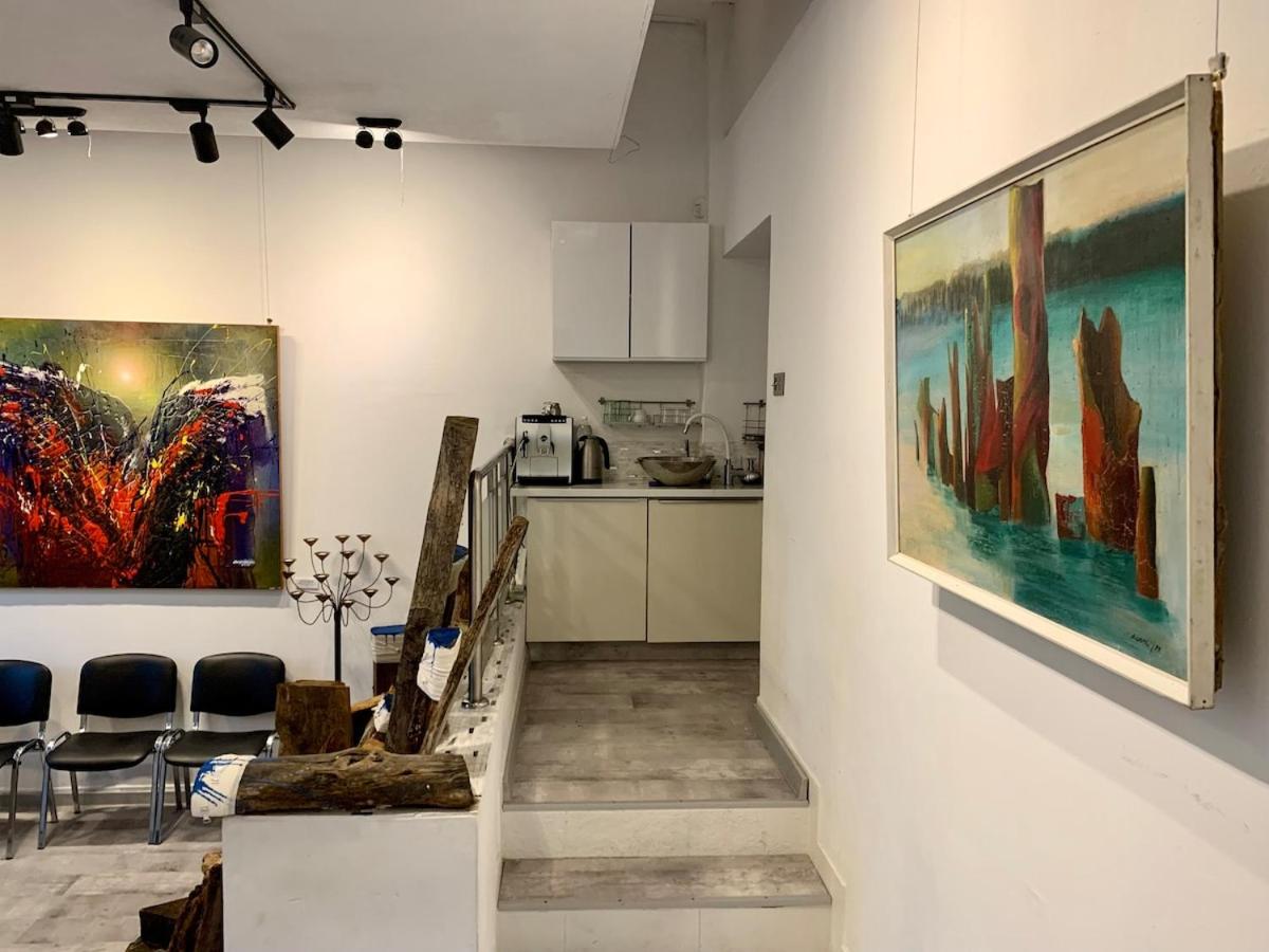 Stay, Work, Meet in Creative Space in Centrum