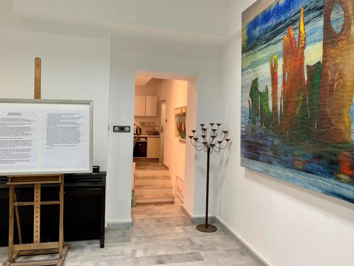 Stay, Work, Meet in Creative Space in Centrum