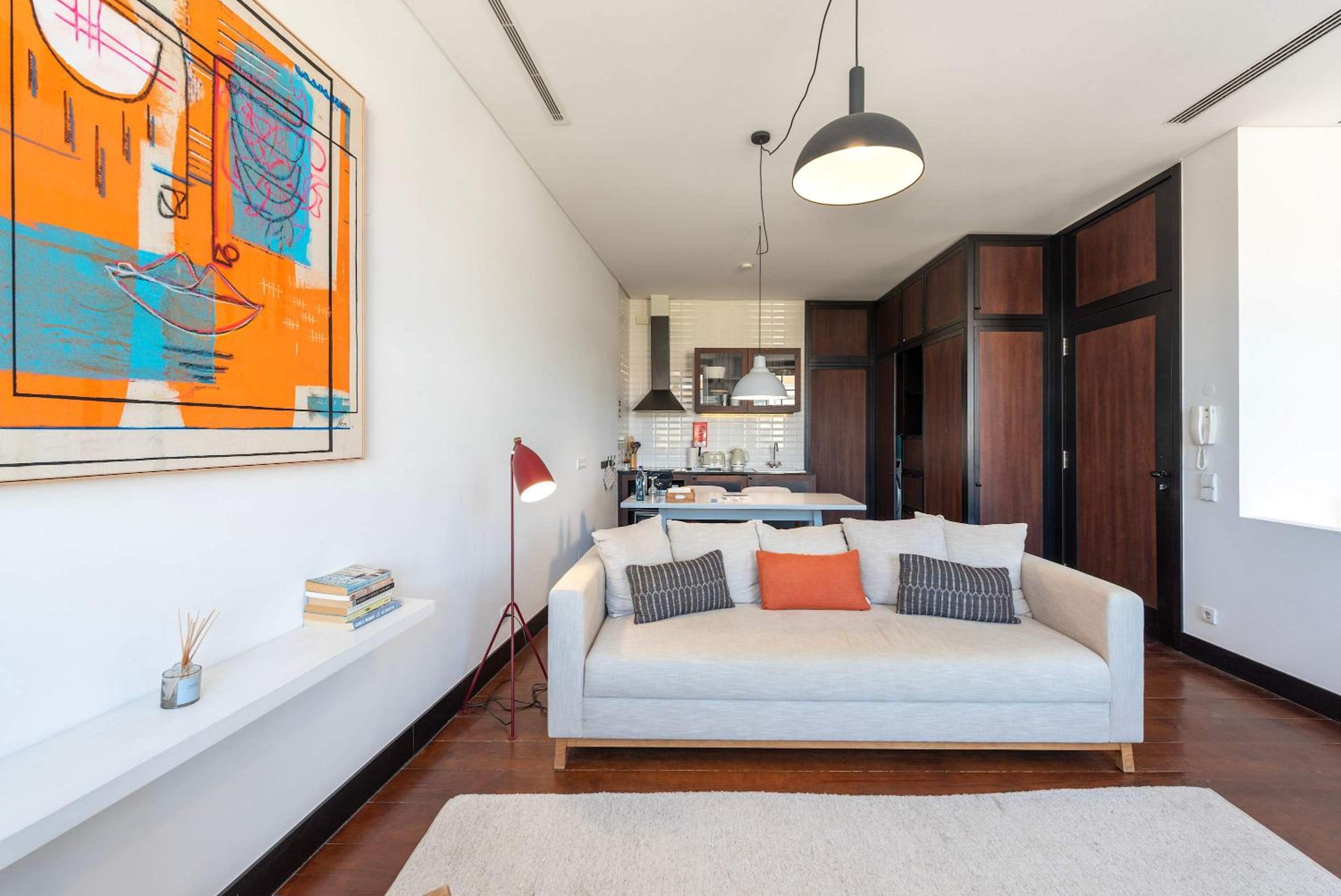 Large Studio with City Views