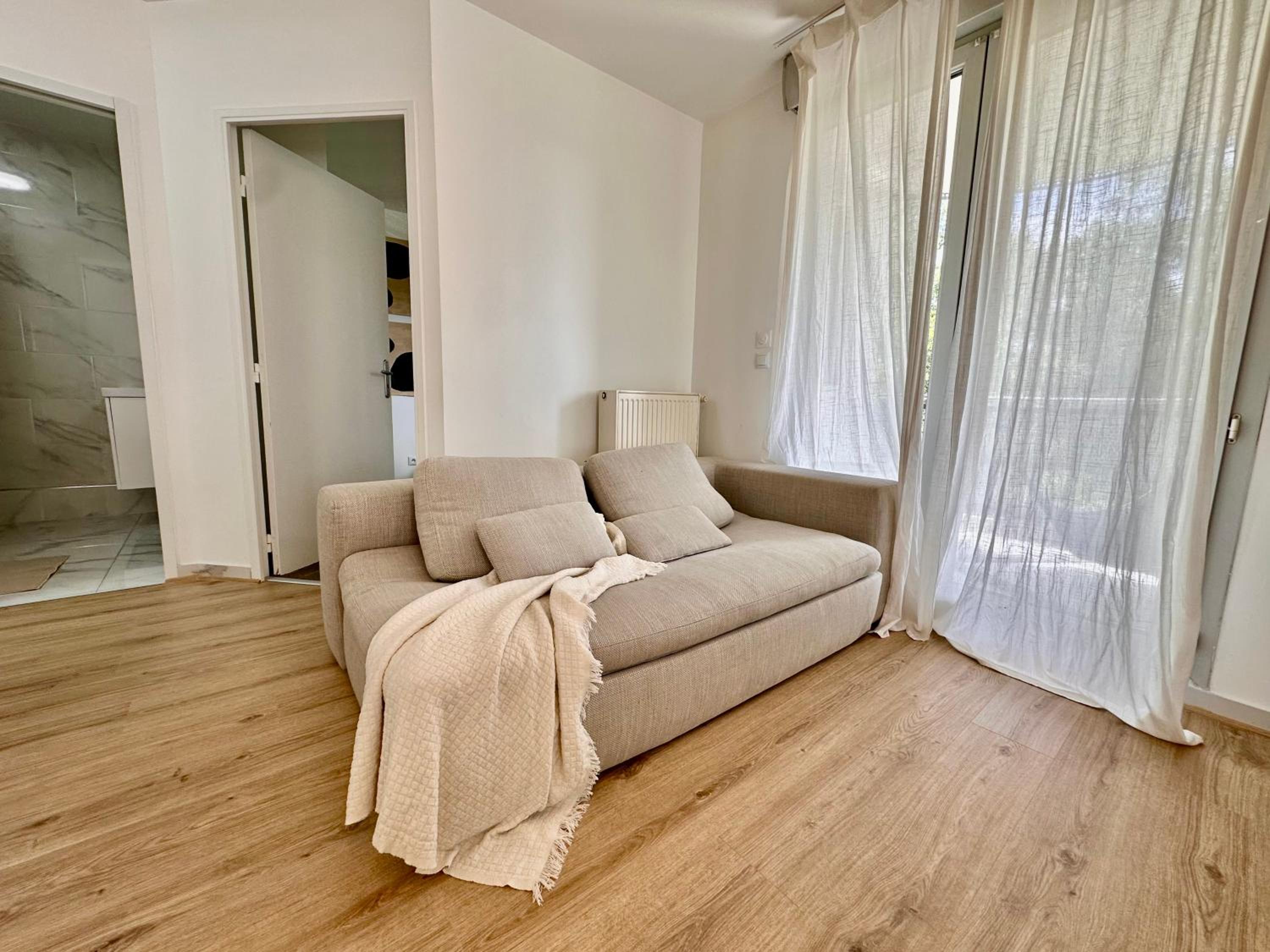 KAALA RIVERSIDE Deluxe apt entre Disney et Paris free Parking