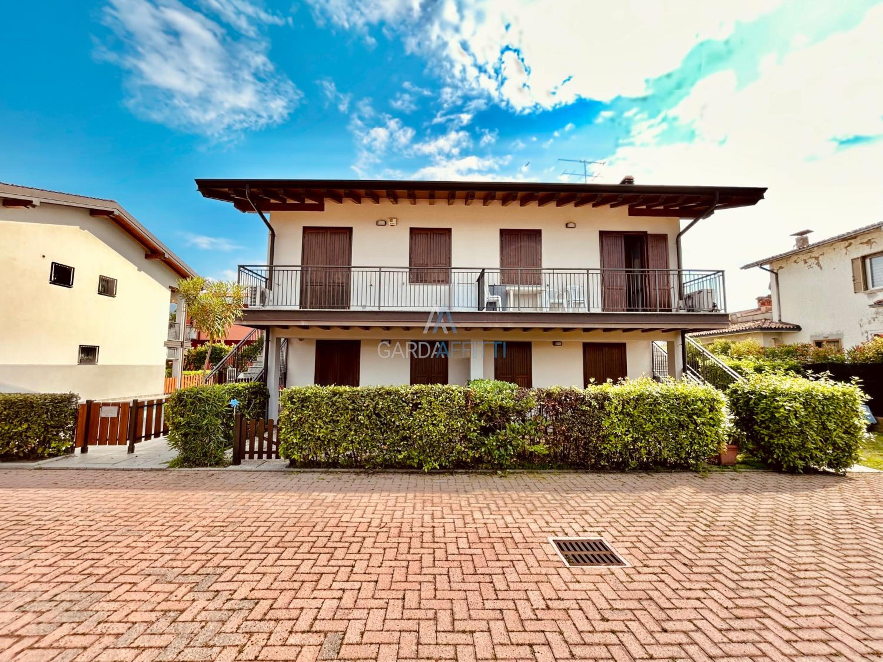 Praga Apartment - Relax in piscina a Sirmione