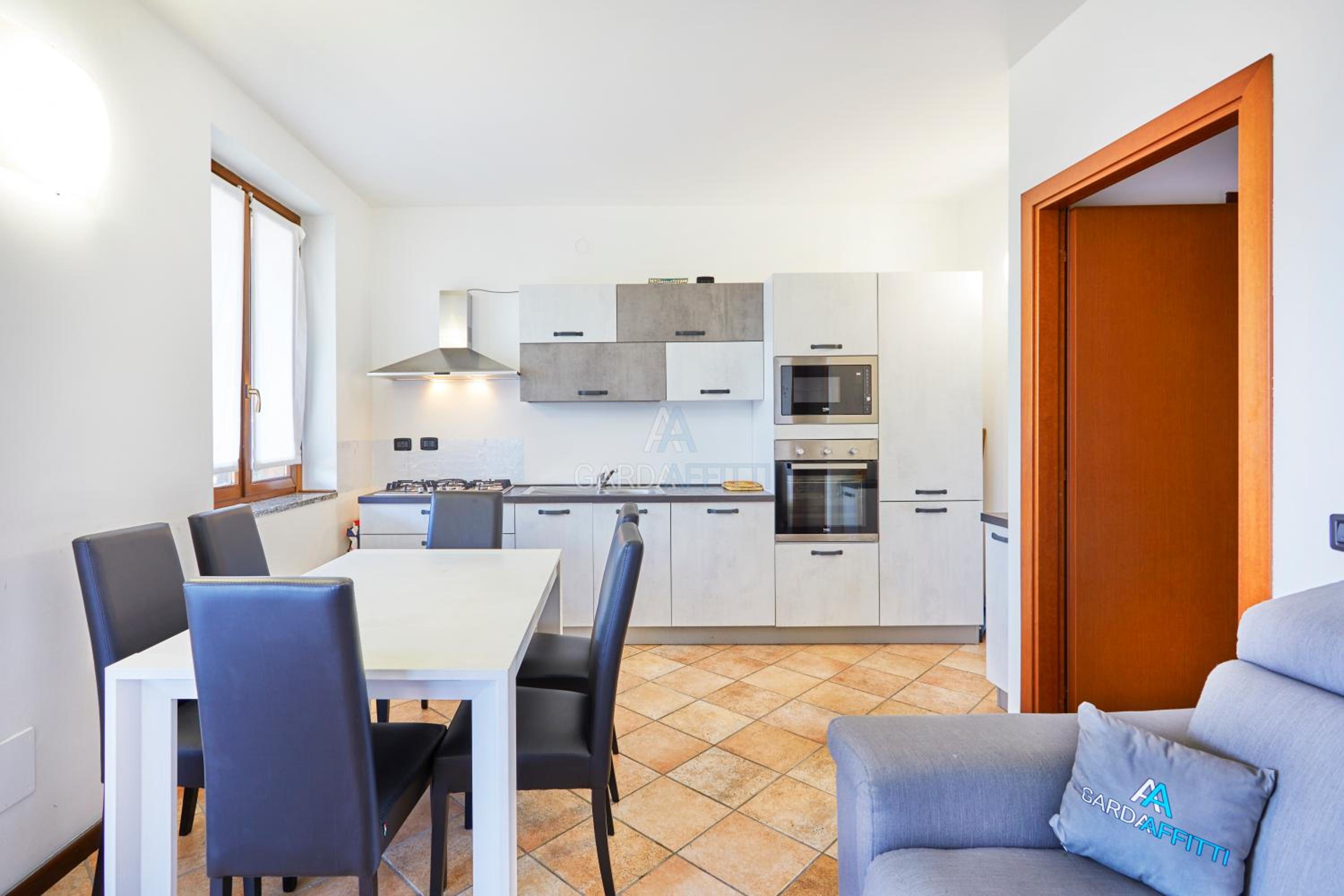 Praga Apartment - Relax in piscina a Sirmione