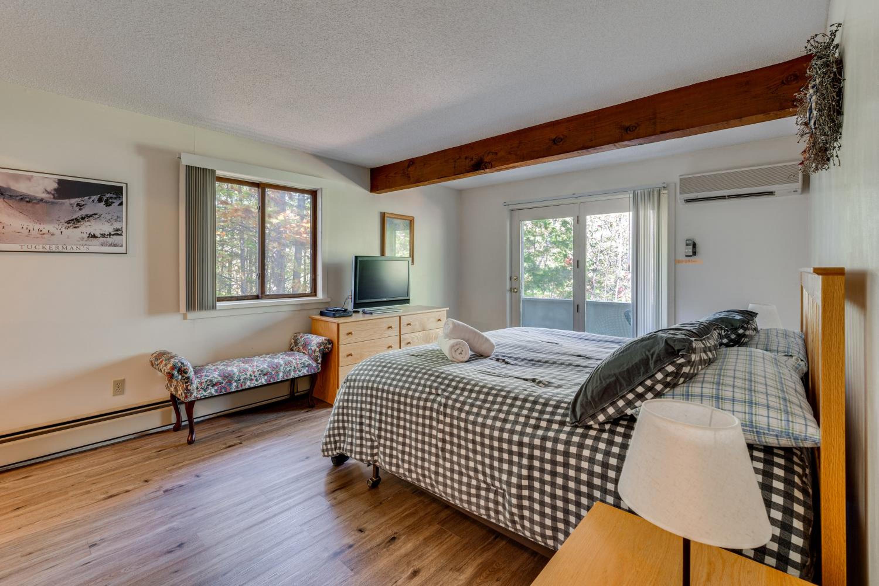 White Mtn Adventure Base! Cozy Bartlett Condo