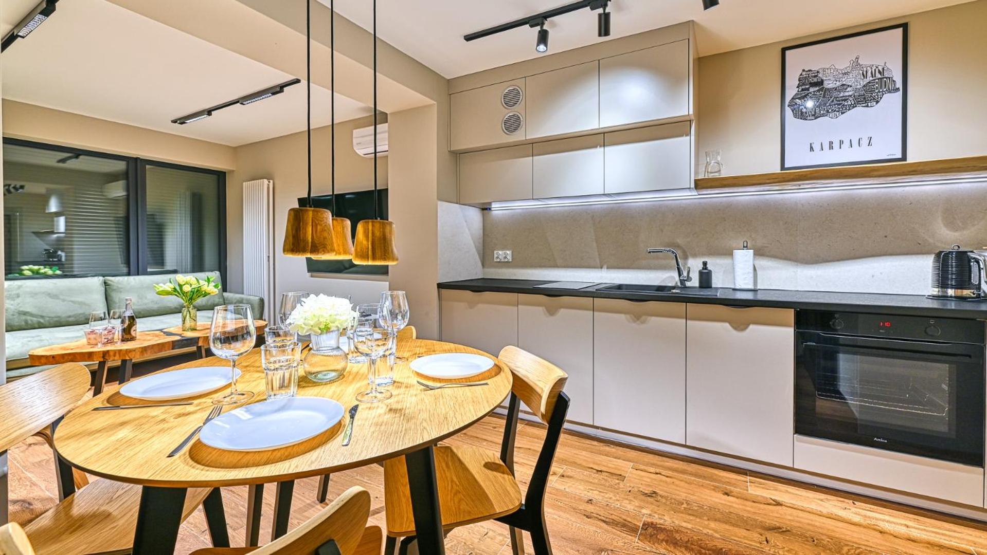 Orlik VIP Residence - Apartamenty blisko wyciągu i Kościoła Wang - by Royal Aparts