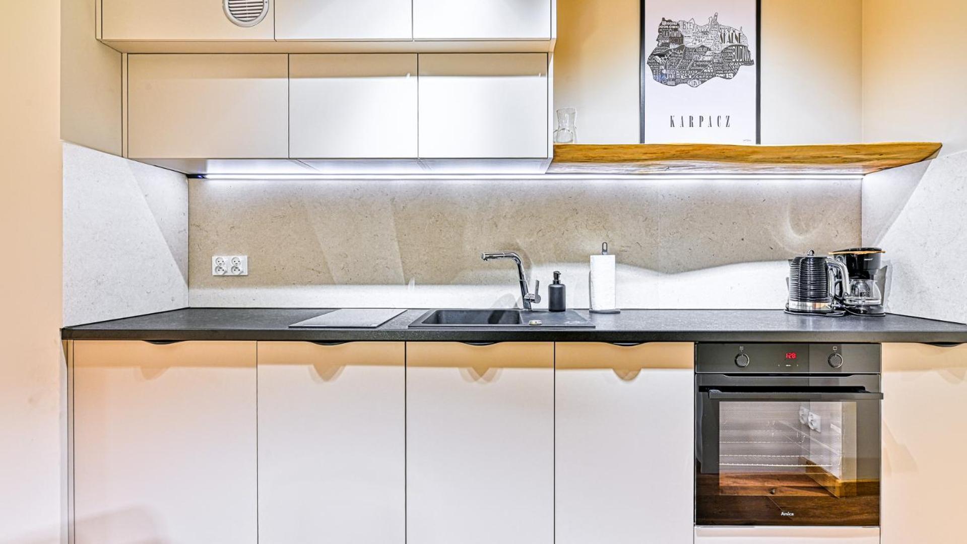 Orlik VIP Residence - Apartamenty blisko wyciągu i Kościoła Wang - by Royal Aparts