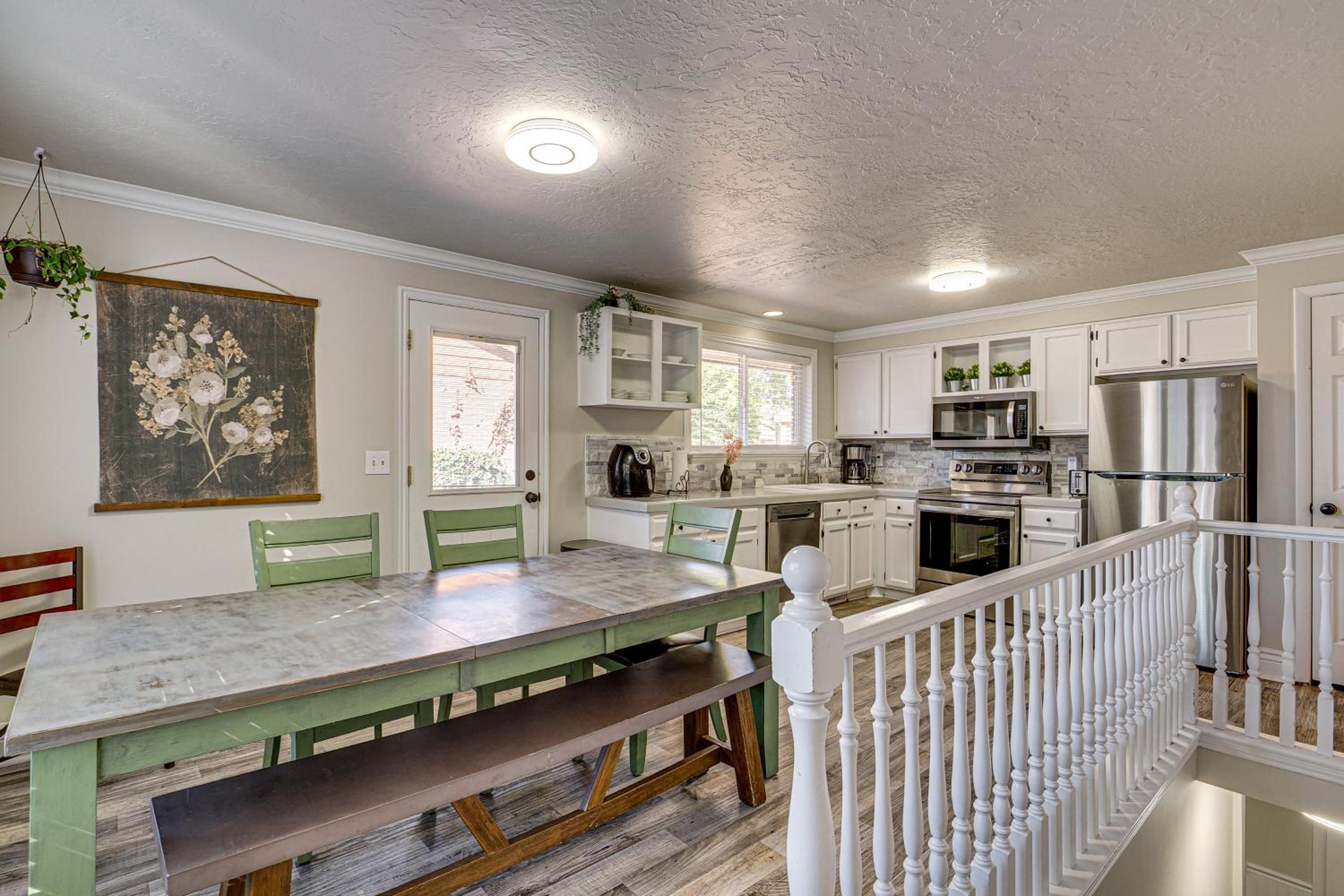 2 Mi to Gardner Village Family Gem with Fenced Yard
