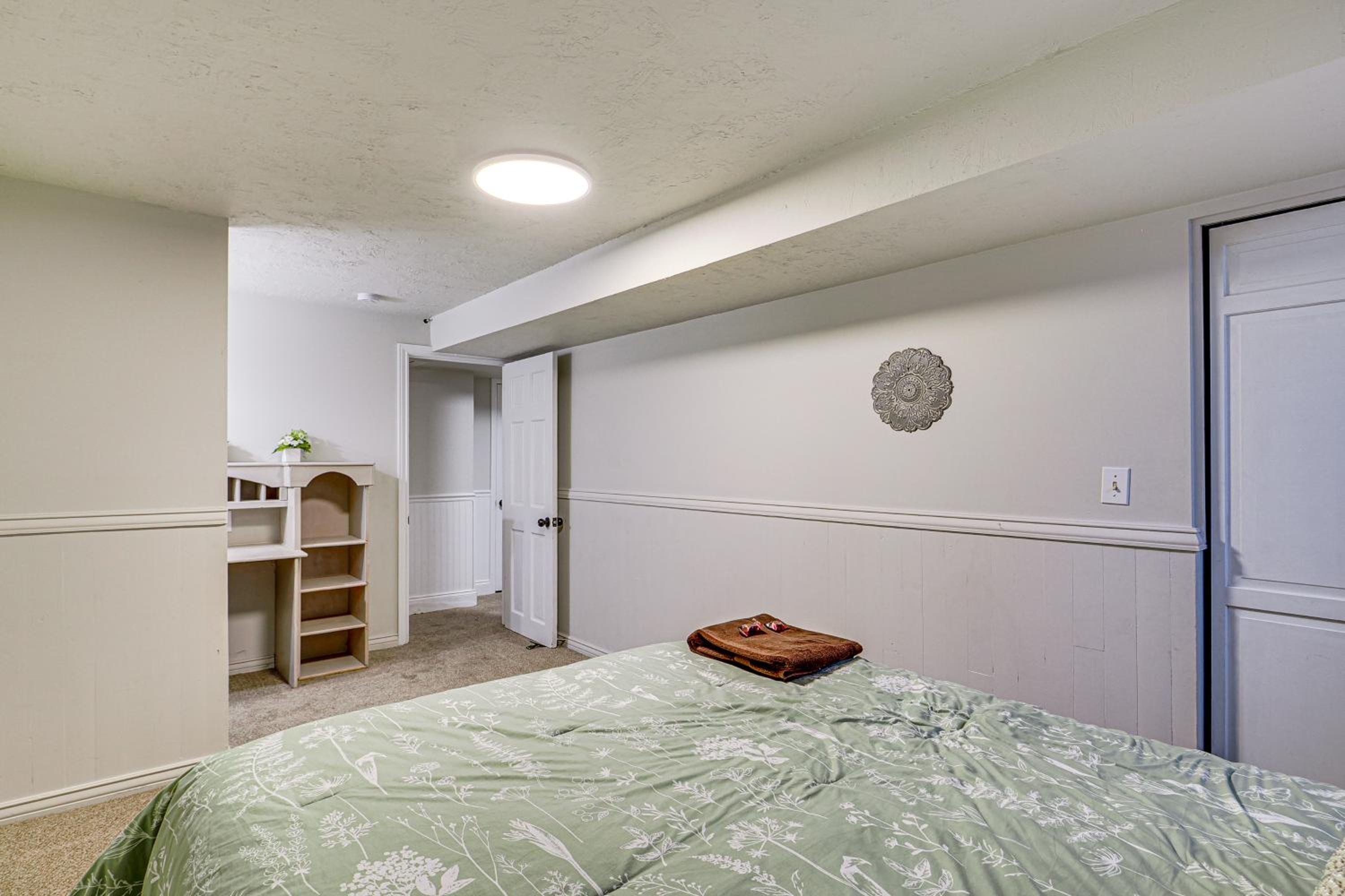 2 Mi to Gardner Village Family Gem with Fenced Yard