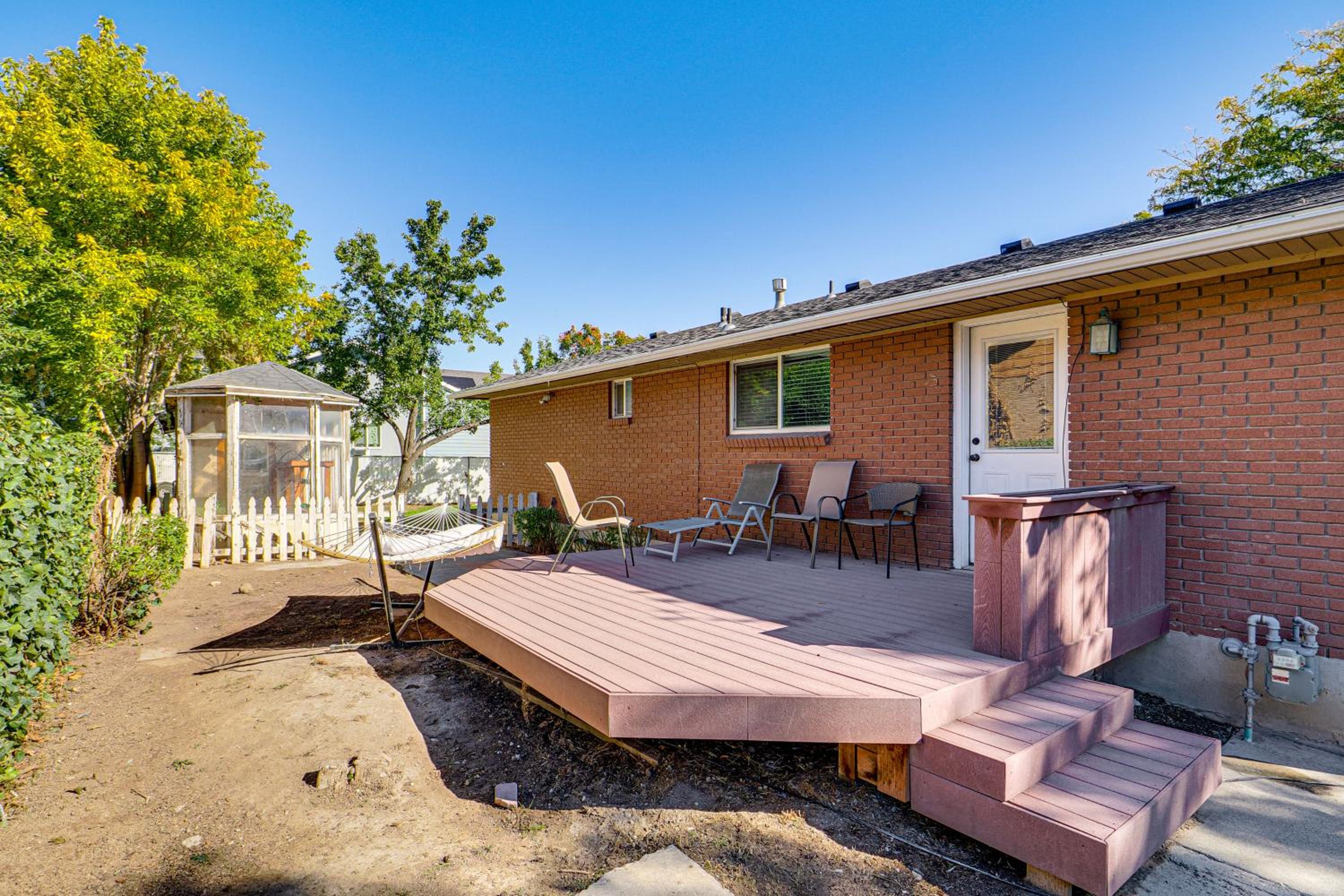 2 Mi to Gardner Village Family Gem with Fenced Yard