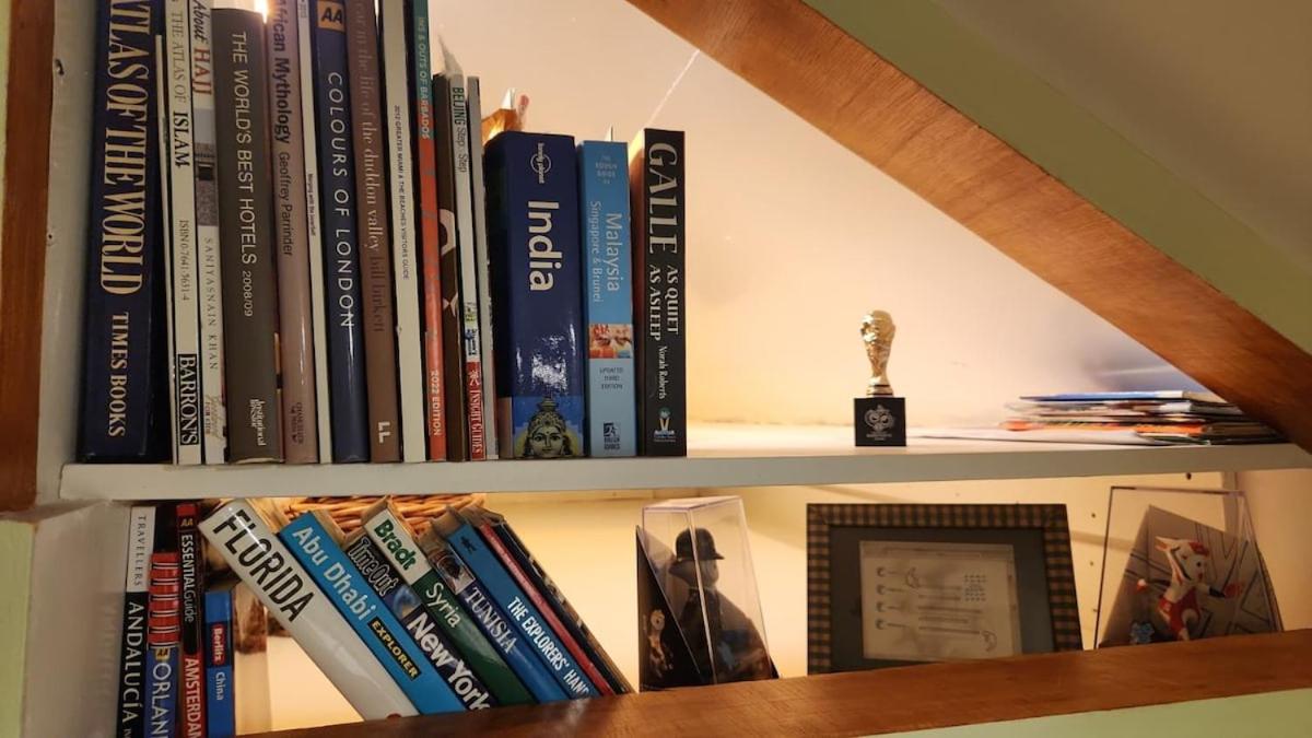 Cosy Suite with Private Access in London Putney