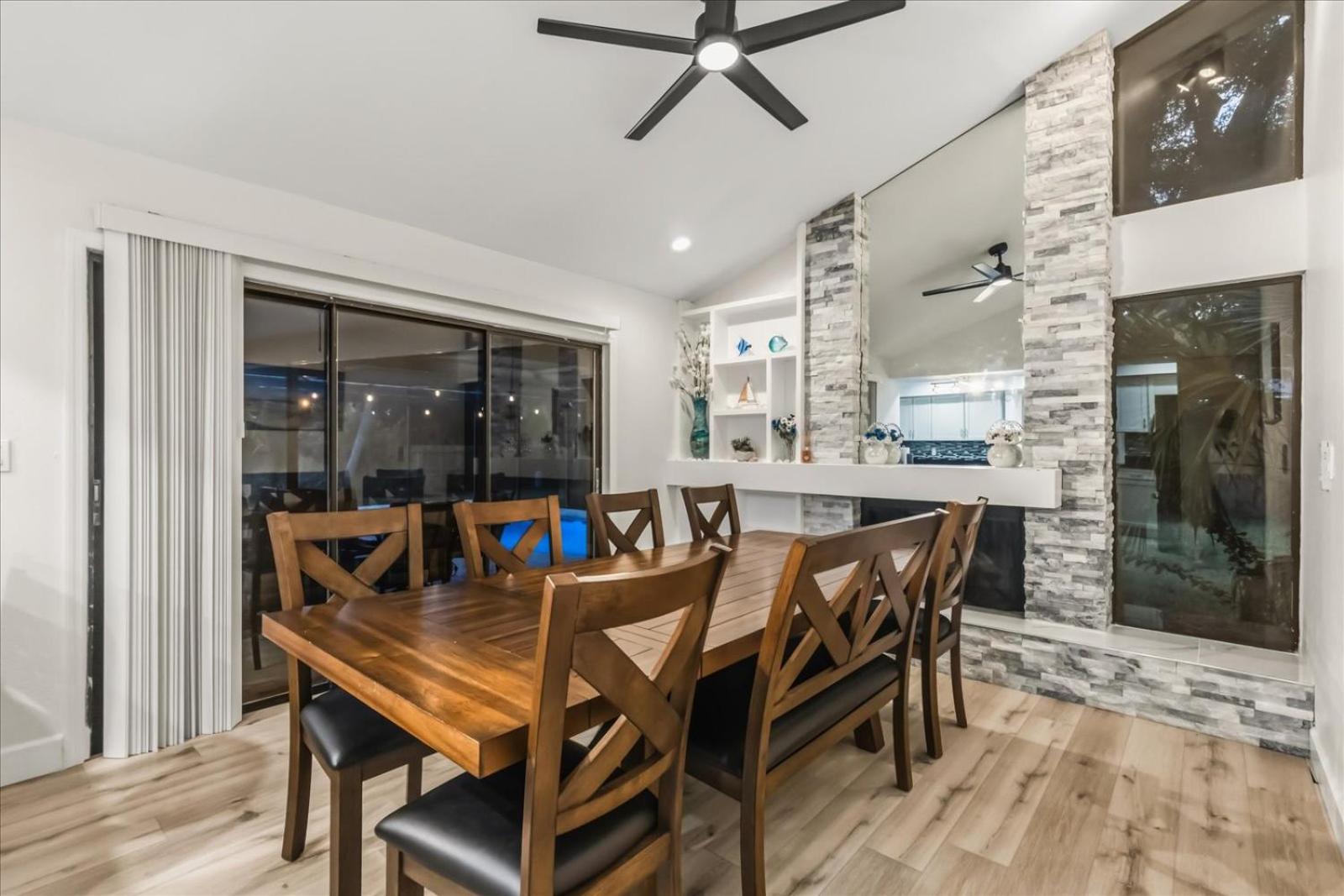 Dream Home Family Retreat 4BR Near the Gulf