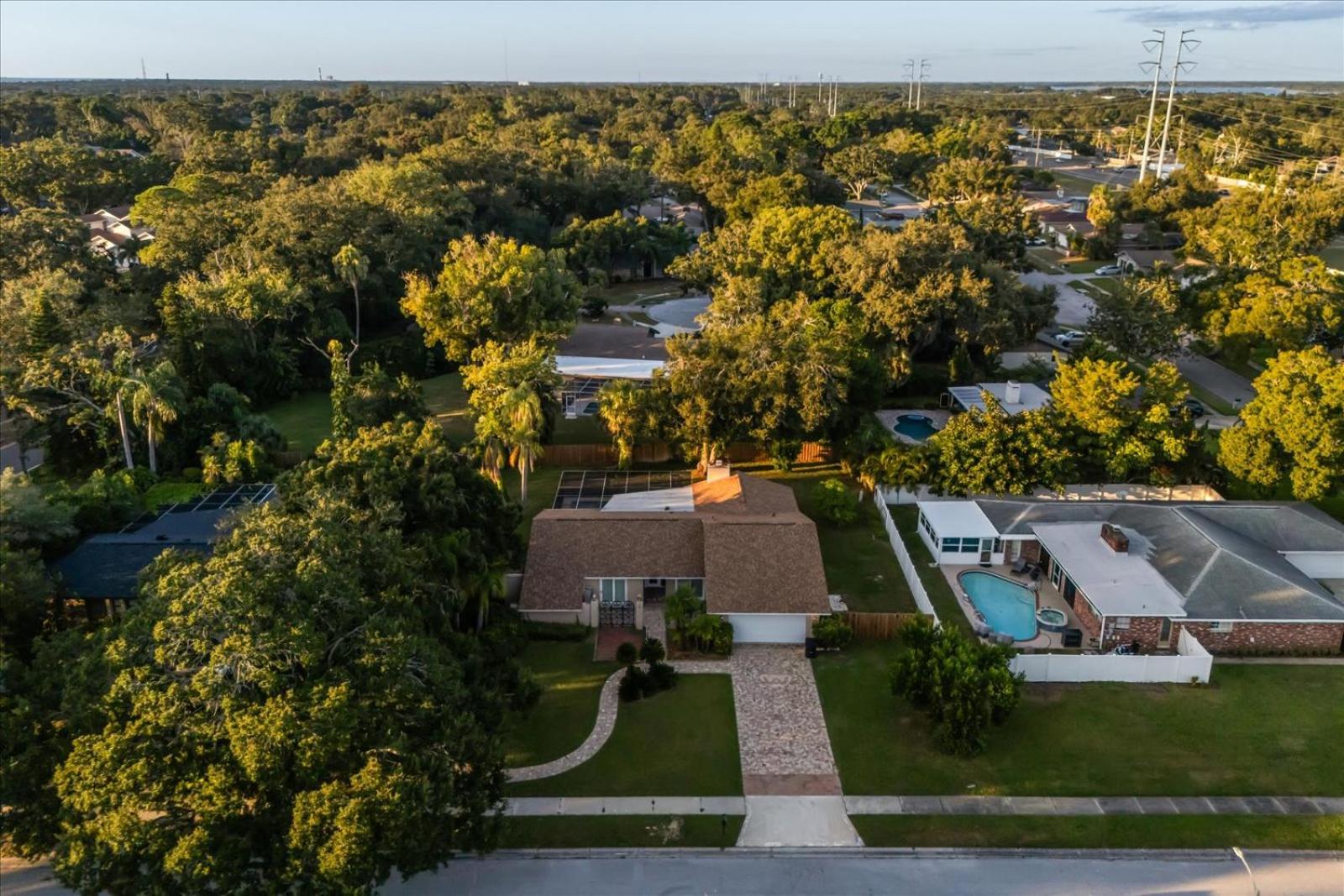 Dream Home Family Retreat 4BR Near the Gulf