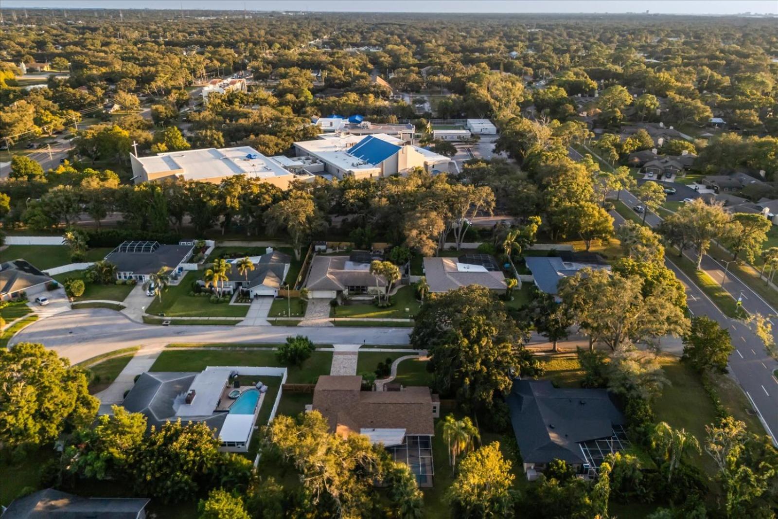 Dream Home Family Retreat 4BR Near the Gulf