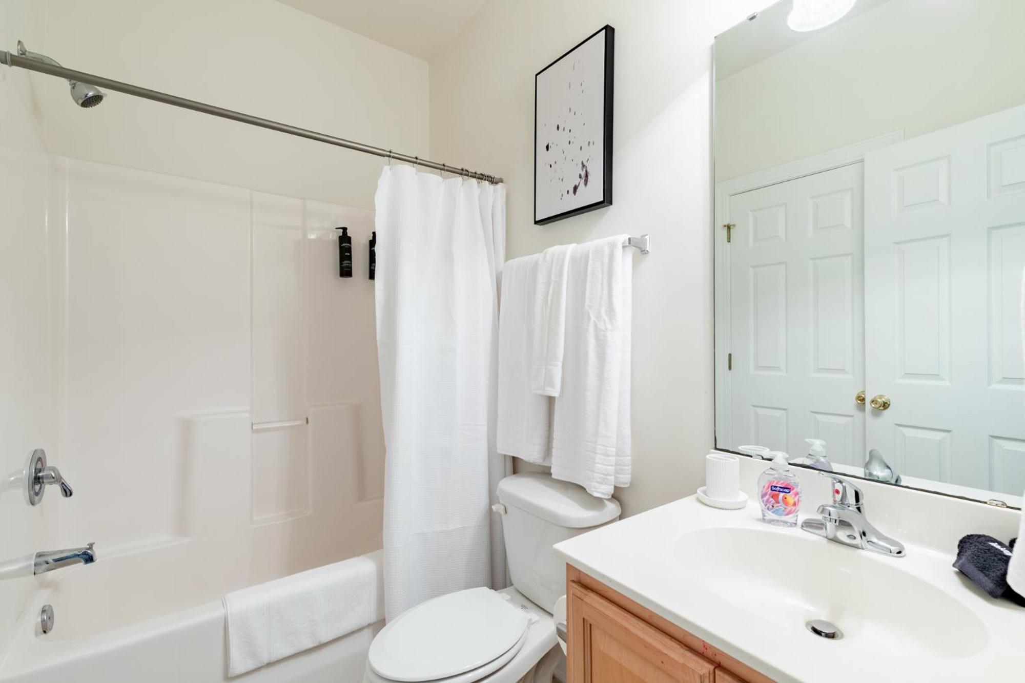 Landing Stunning 2BD Gym Clubhouse