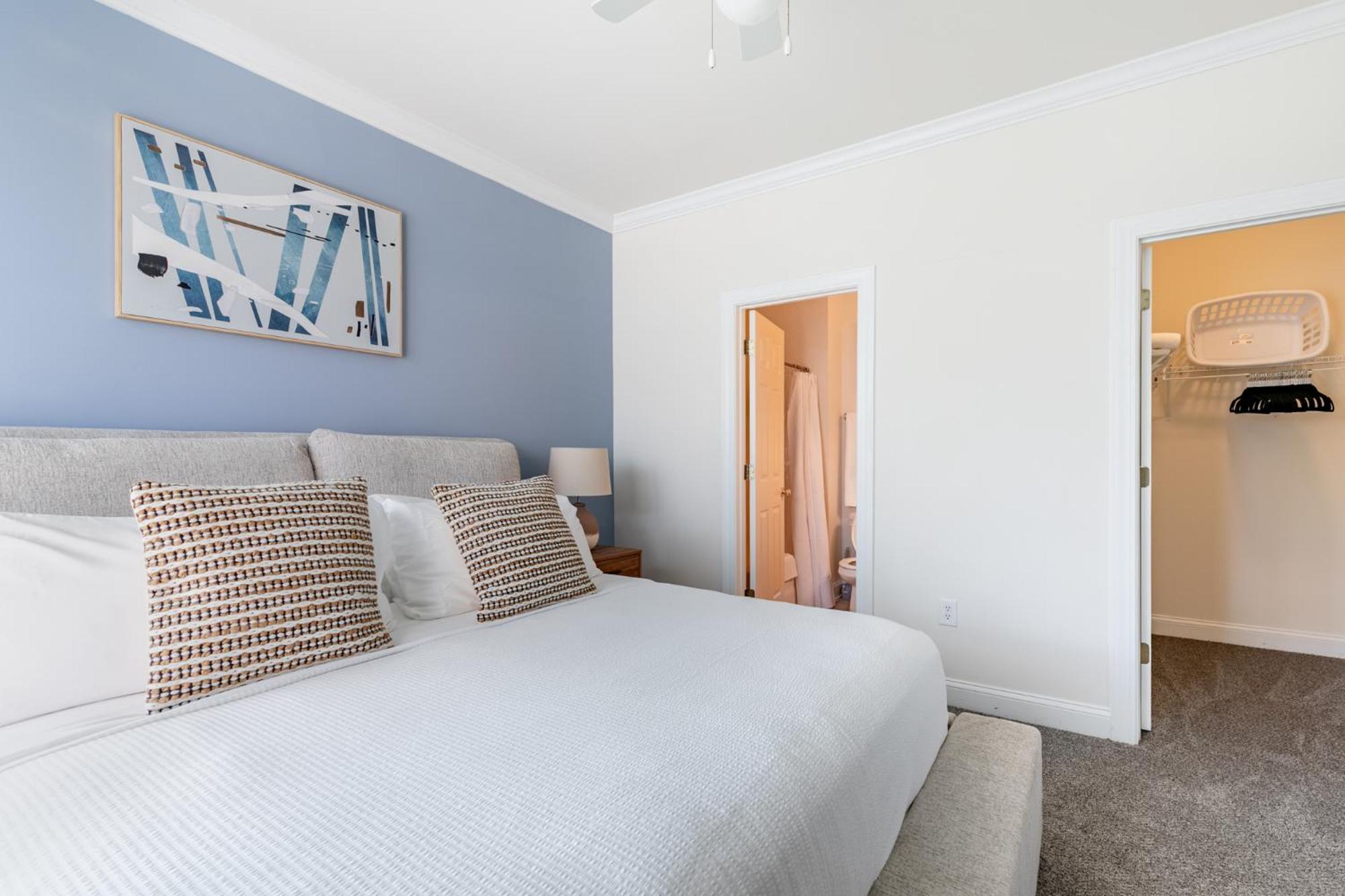 Landing Stunning 2BD Gym Clubhouse