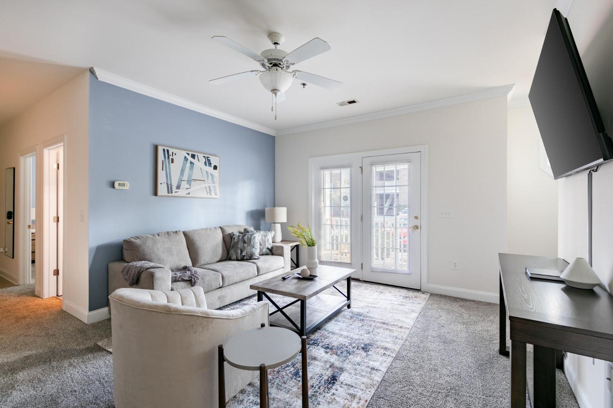 Landing Stunning 2BD Gym Clubhouse