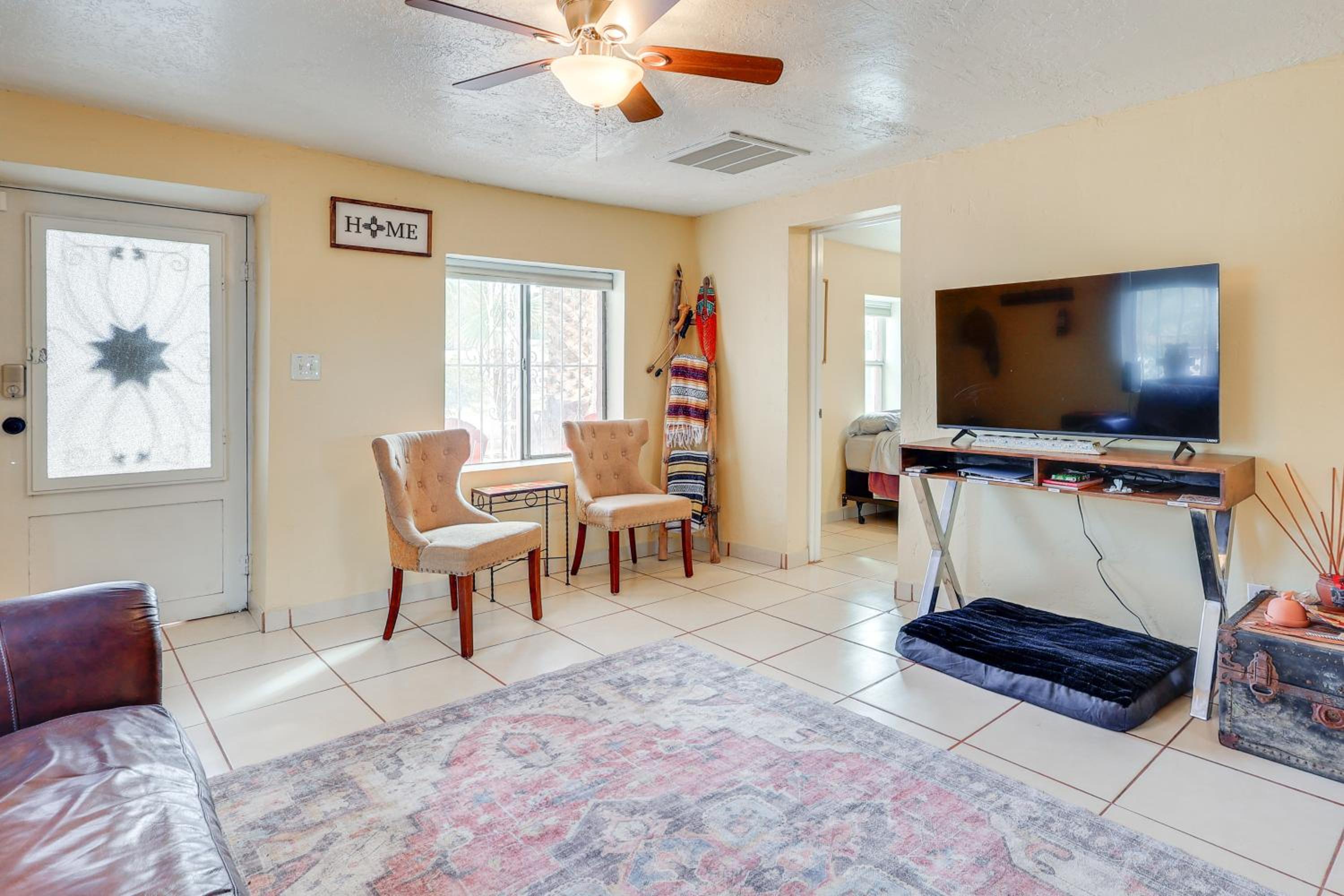 Walk Downtown Authentic Adobe Home in Las Cruces!