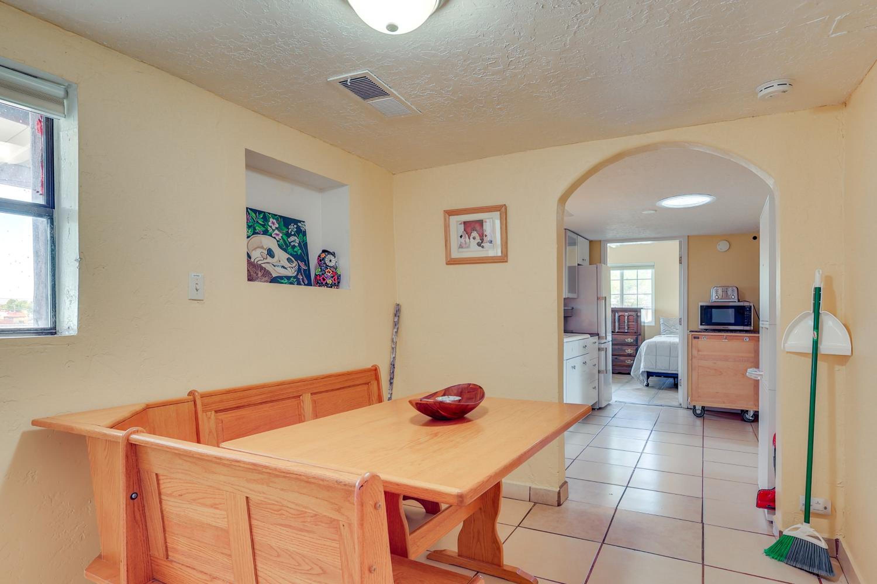 Walk Downtown Authentic Adobe Home in Las Cruces!