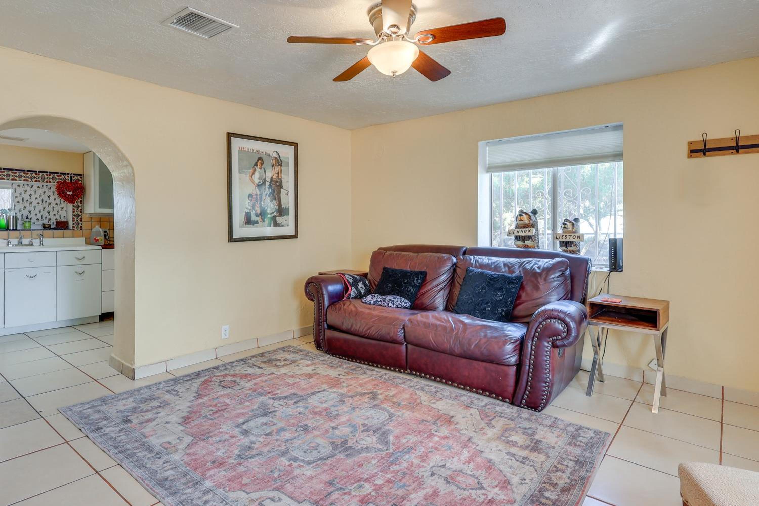 Walk Downtown Authentic Adobe Home in Las Cruces!