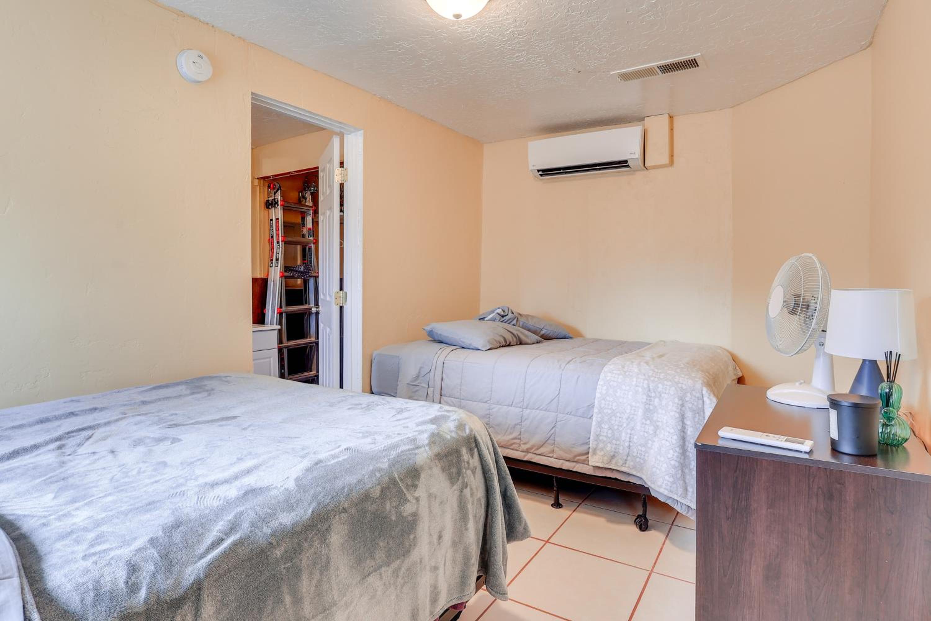 Walk Downtown Authentic Adobe Home in Las Cruces!