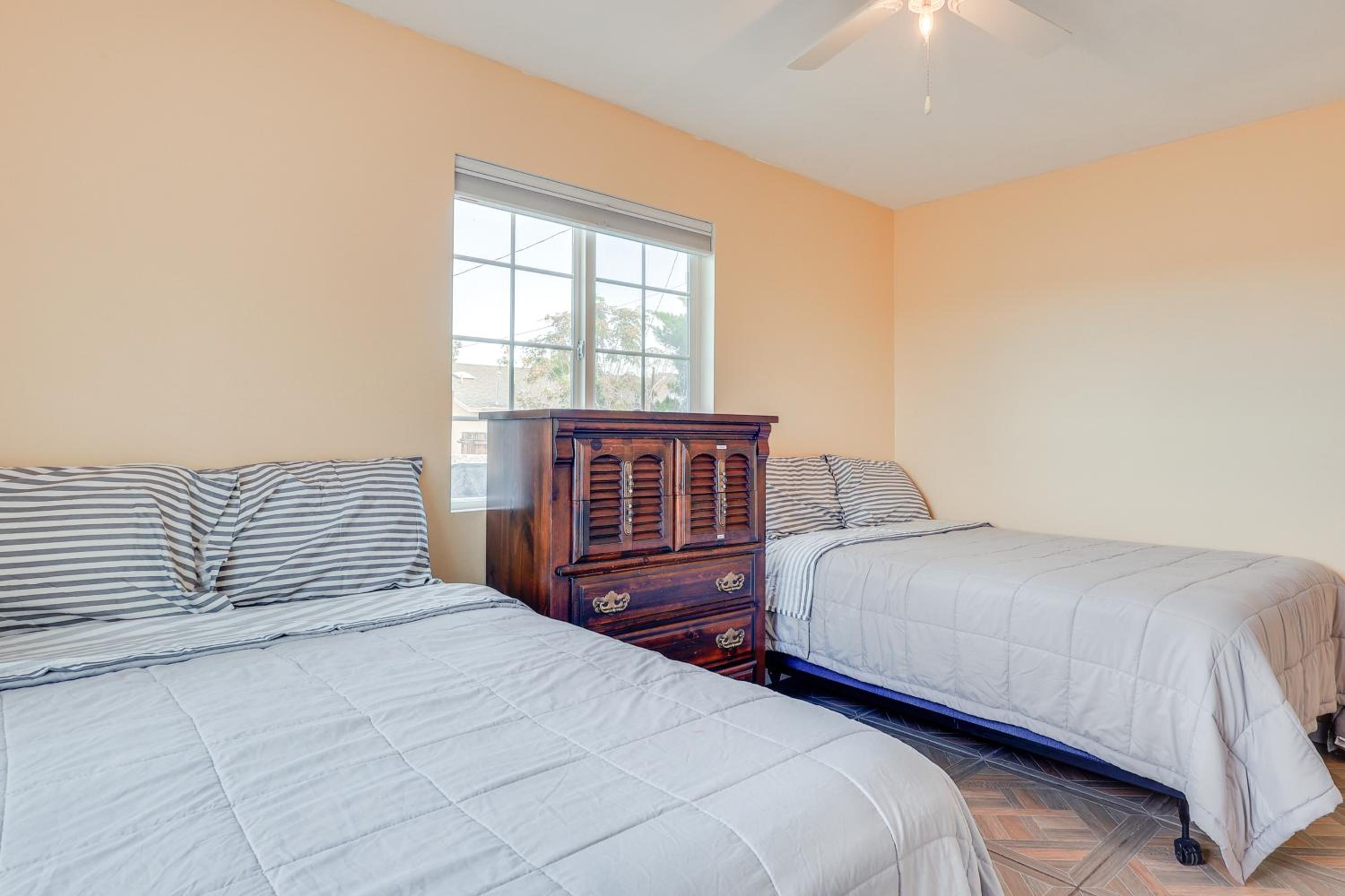 Walk Downtown Authentic Adobe Home in Las Cruces!