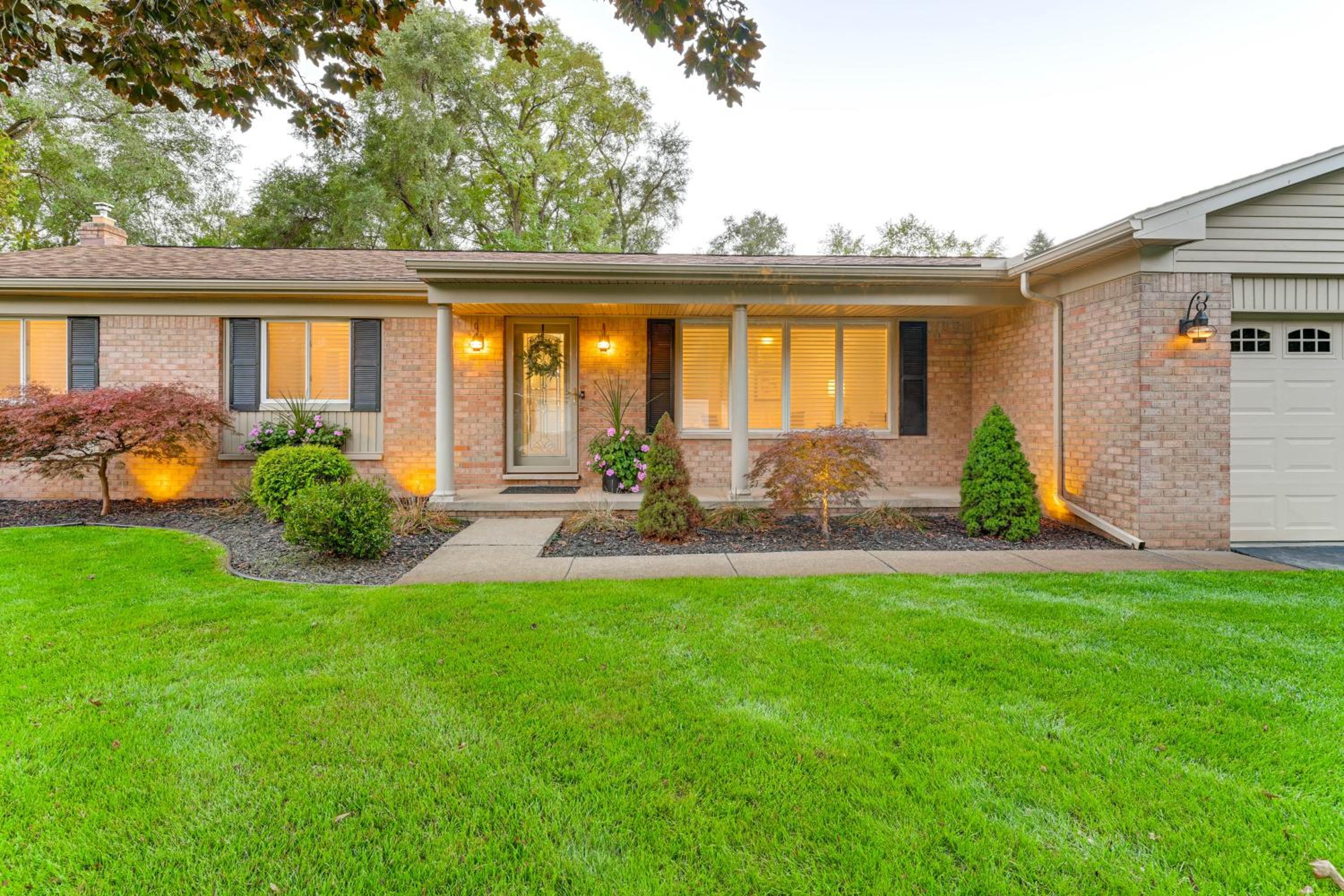 2 Mi to Dtwn Brighton Updated Home with Fenced Yard