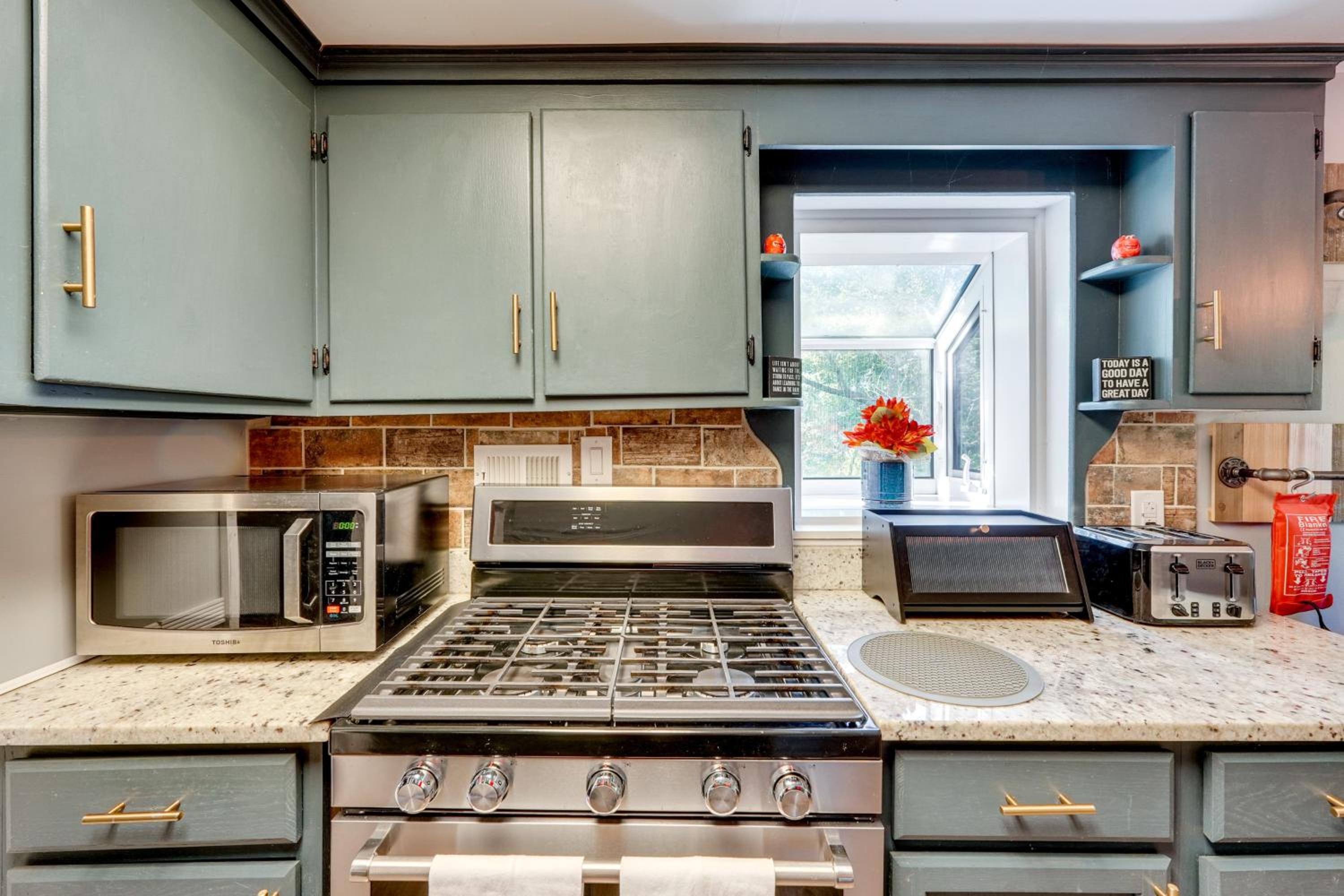 Little Woodland Home Hidden Gem By Dtwn Bethlehem