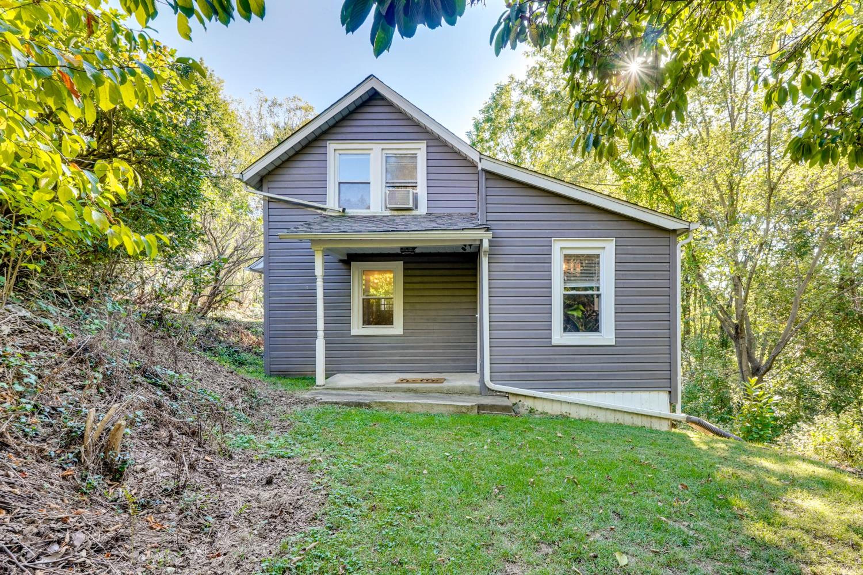 Little Woodland Home Hidden Gem By Dtwn Bethlehem