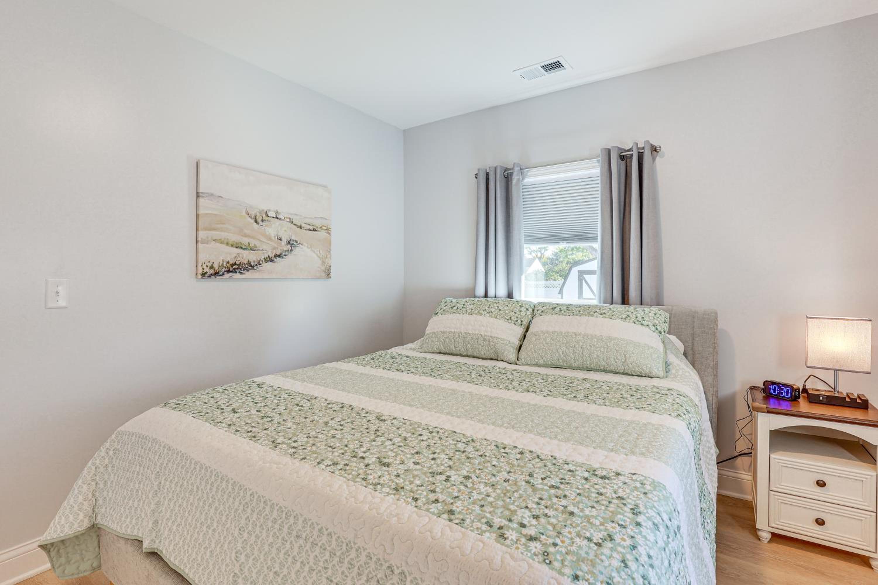 Easy I-80 Access! Newly Updated McDonald Home