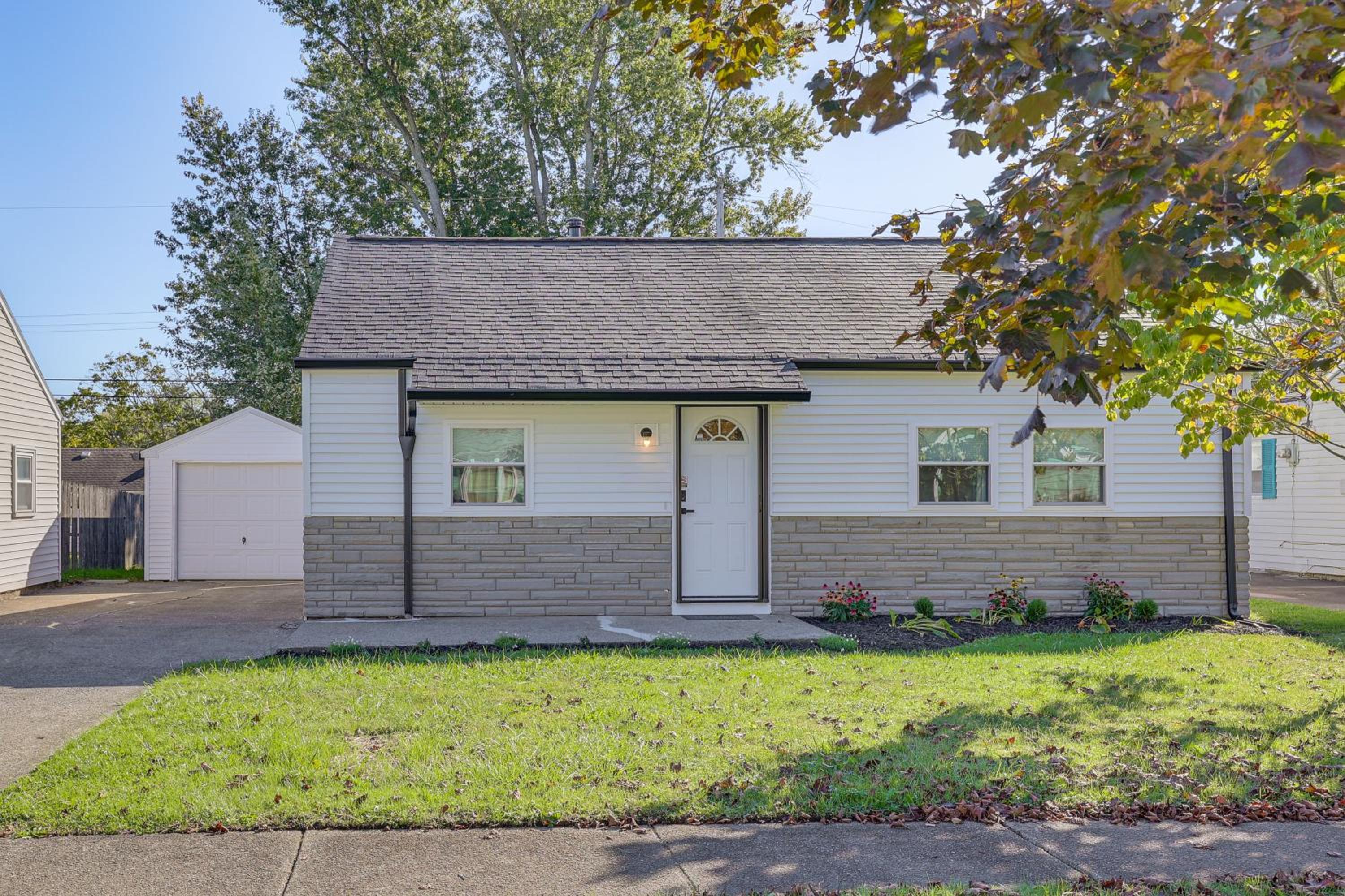 Easy I-80 Access! Newly Updated McDonald Home