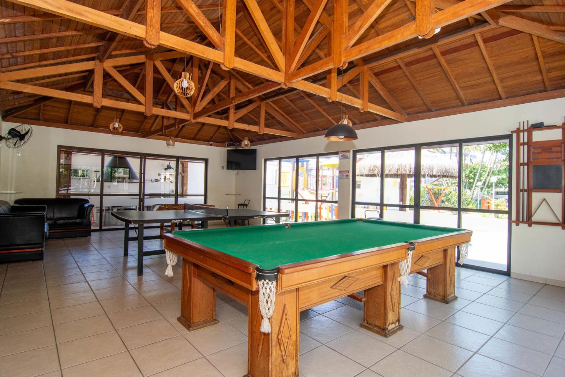Cobertura com piscina perto da praia YW3099