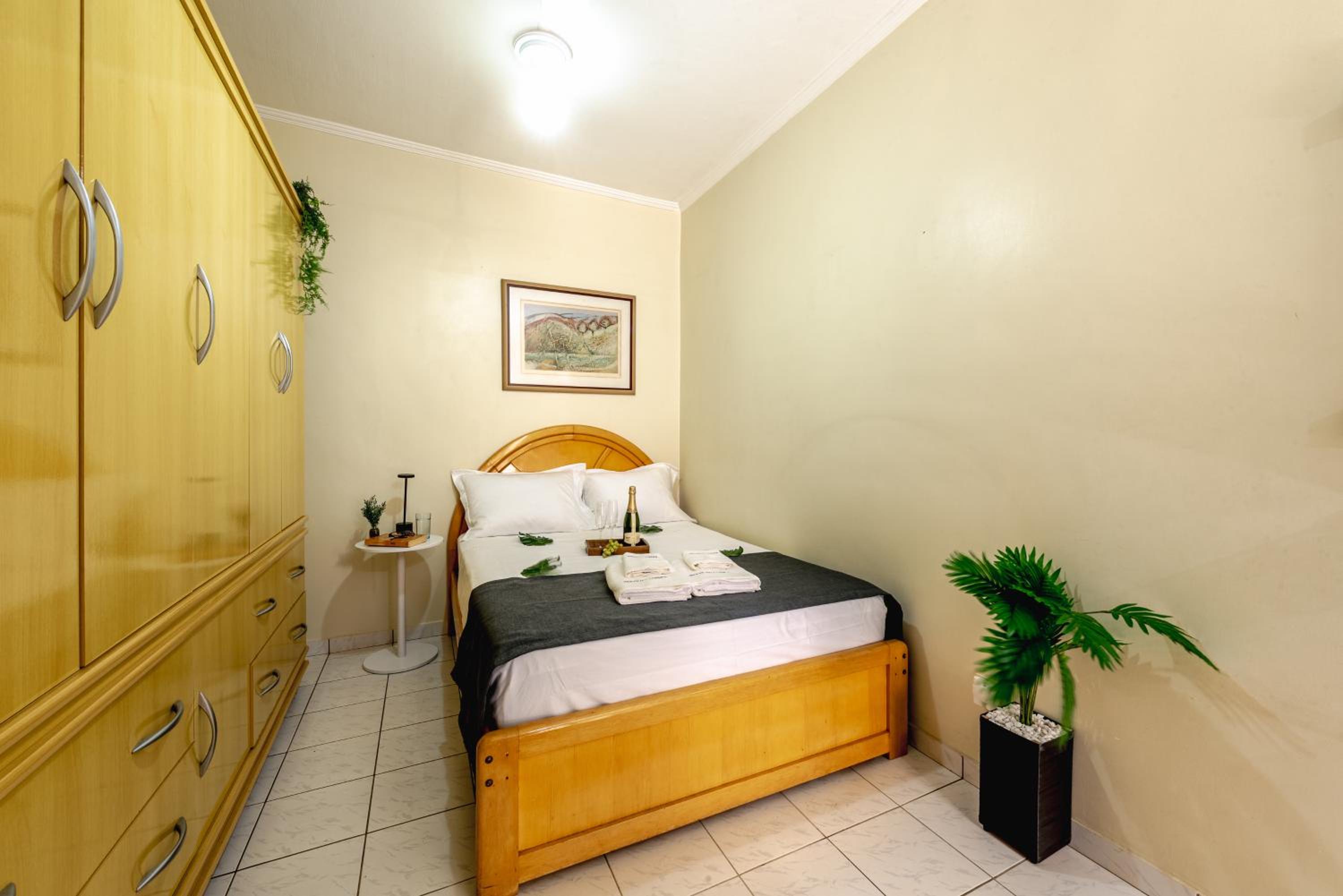 Cozy apartment 85 m from the beach w/ parking