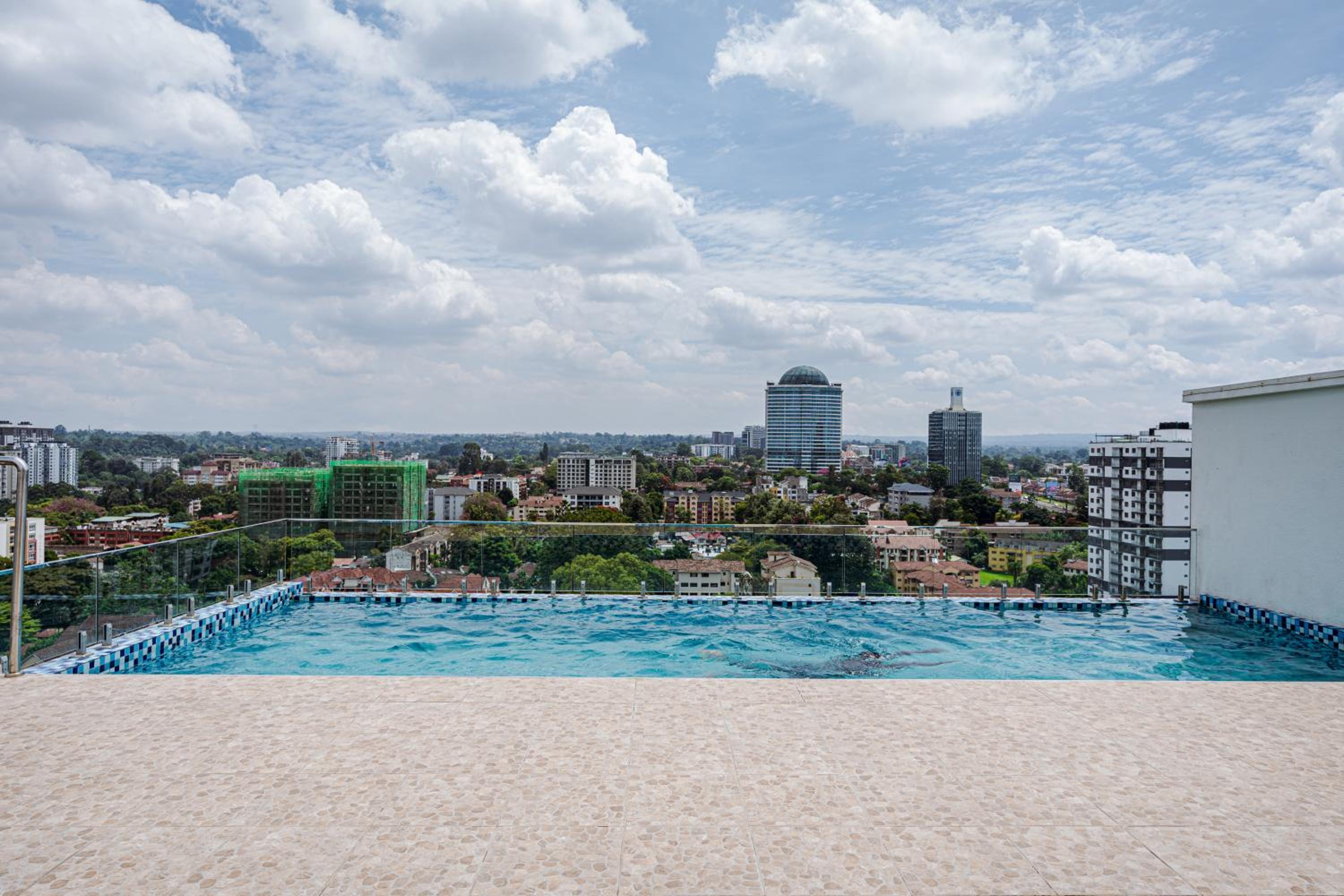 Marina Bay Apartment in Nairobi one & two Bedroom Westland's Off Rhapta Road with Swimming pool, gym & workspace - Zawi
