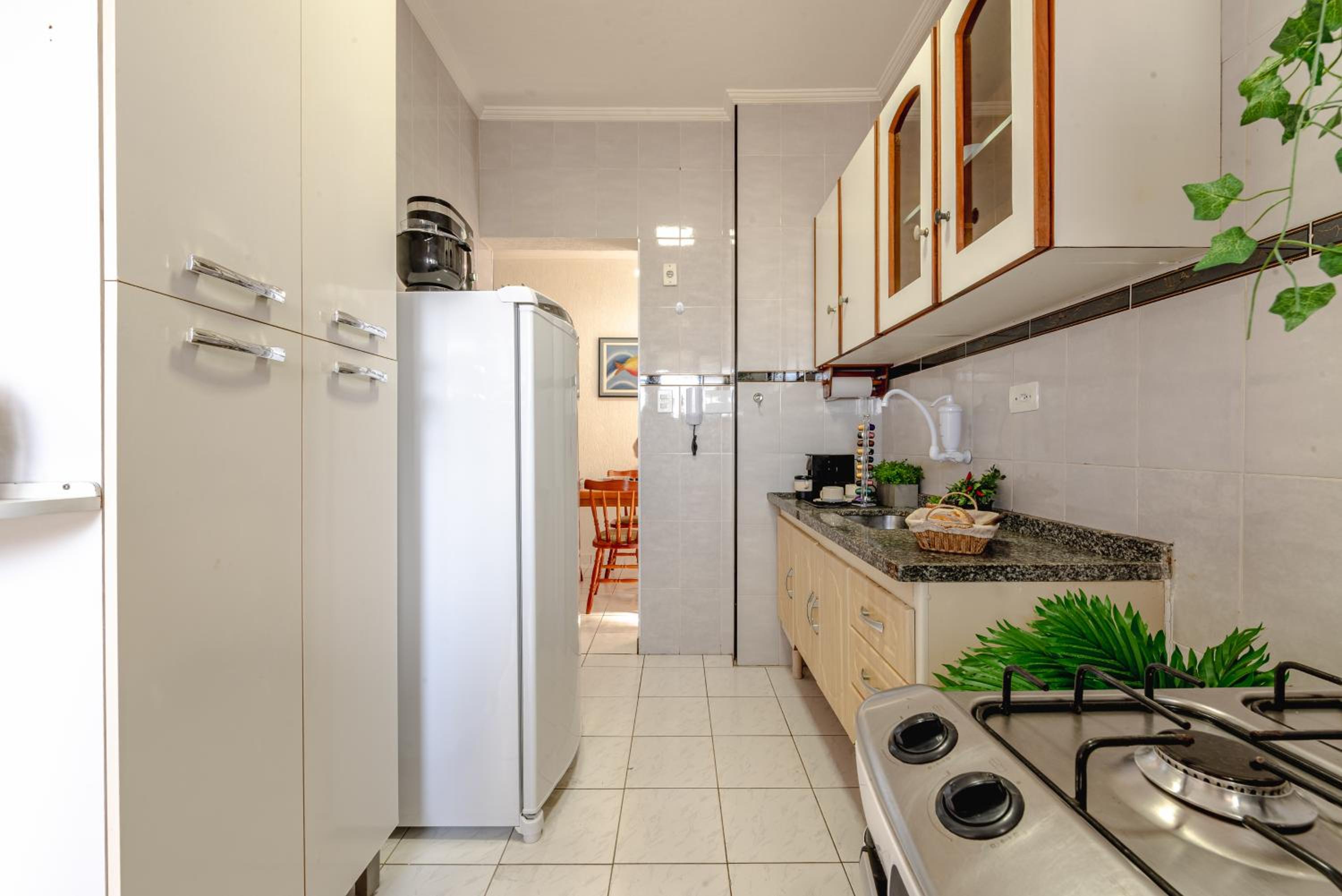 Cozy apartment 85 m from the beach w/ parking