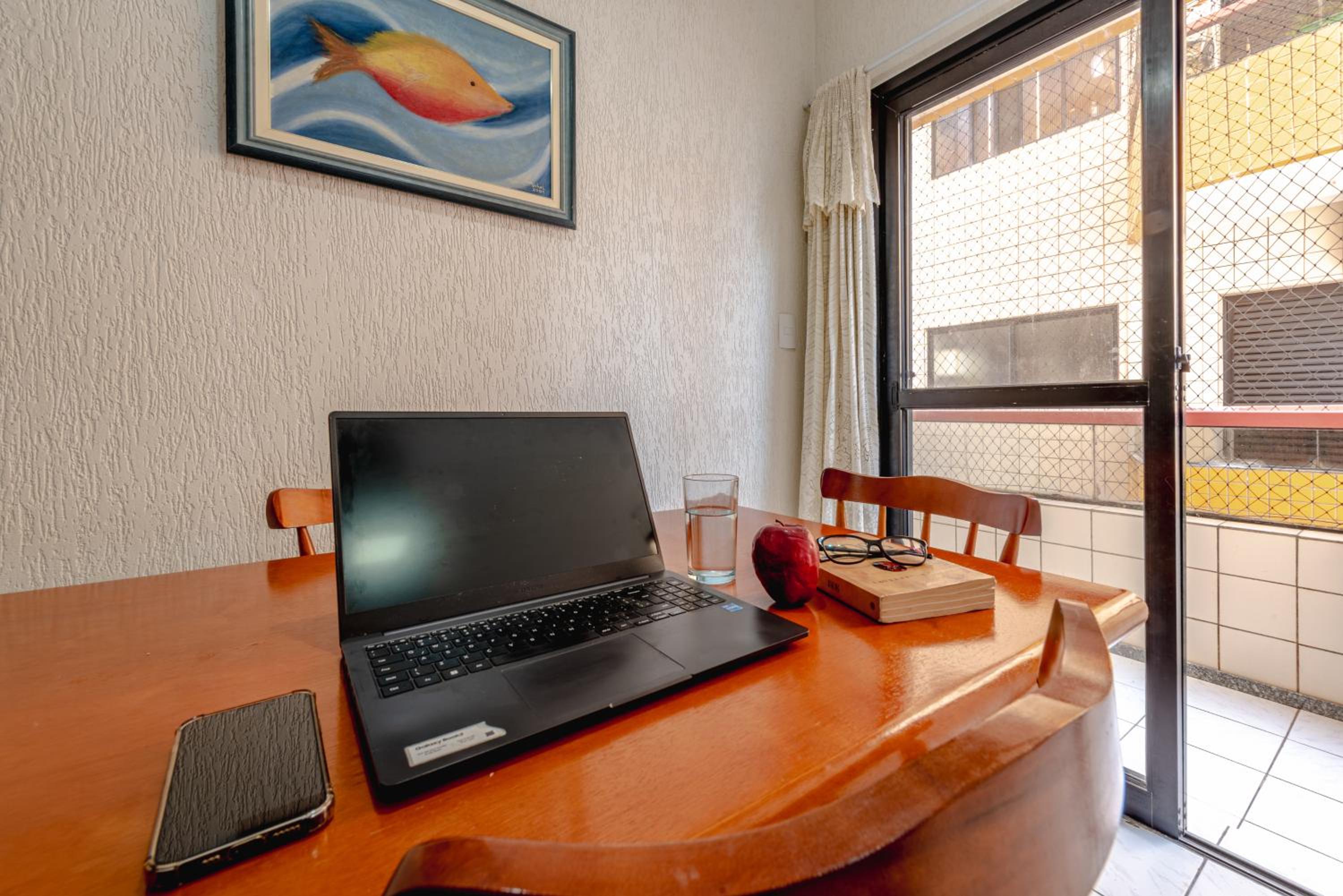 Cozy apartment 85 m from the beach w/ parking