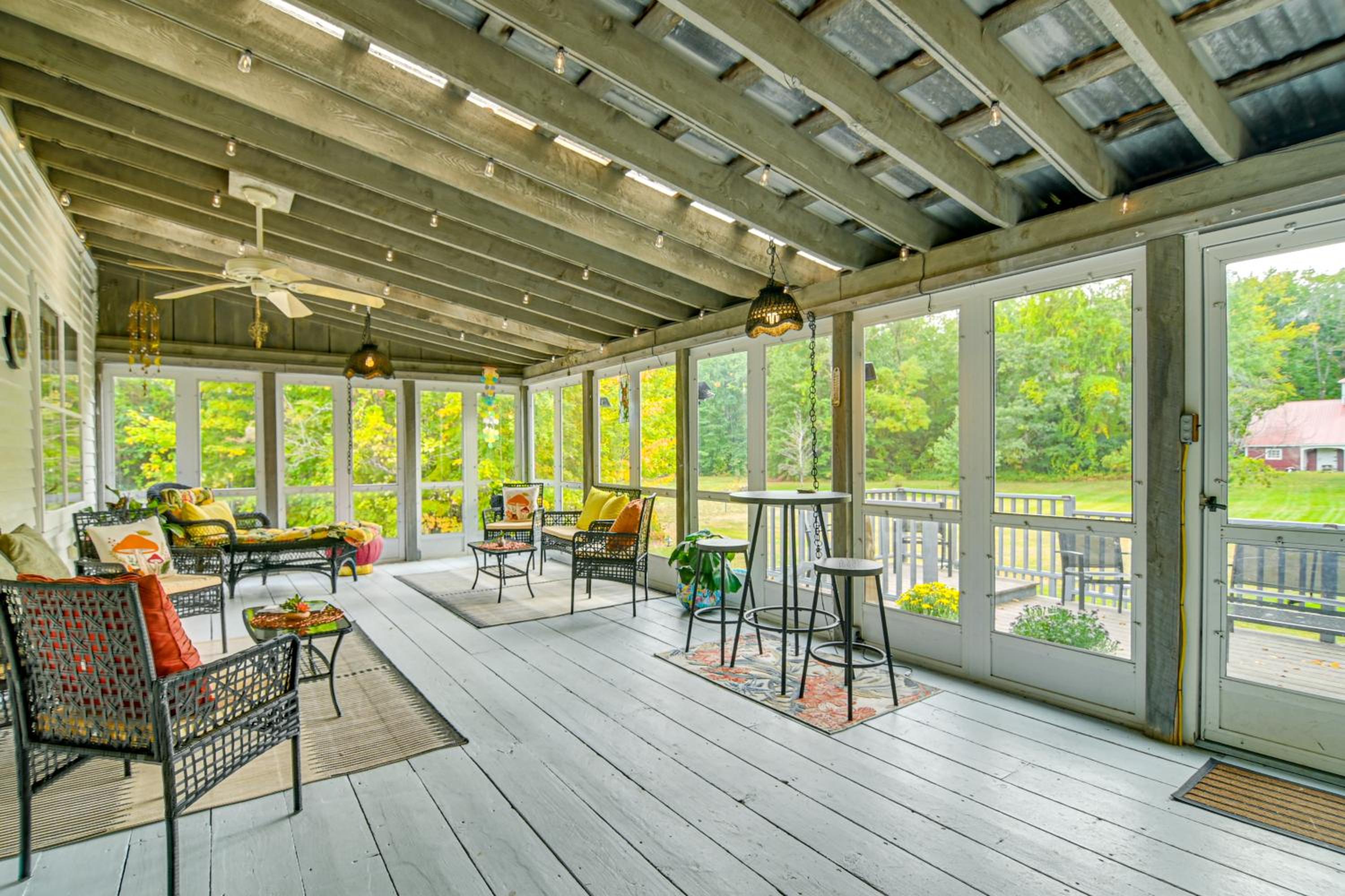 1 Mi to Main St Fryeburg Historic Family Home