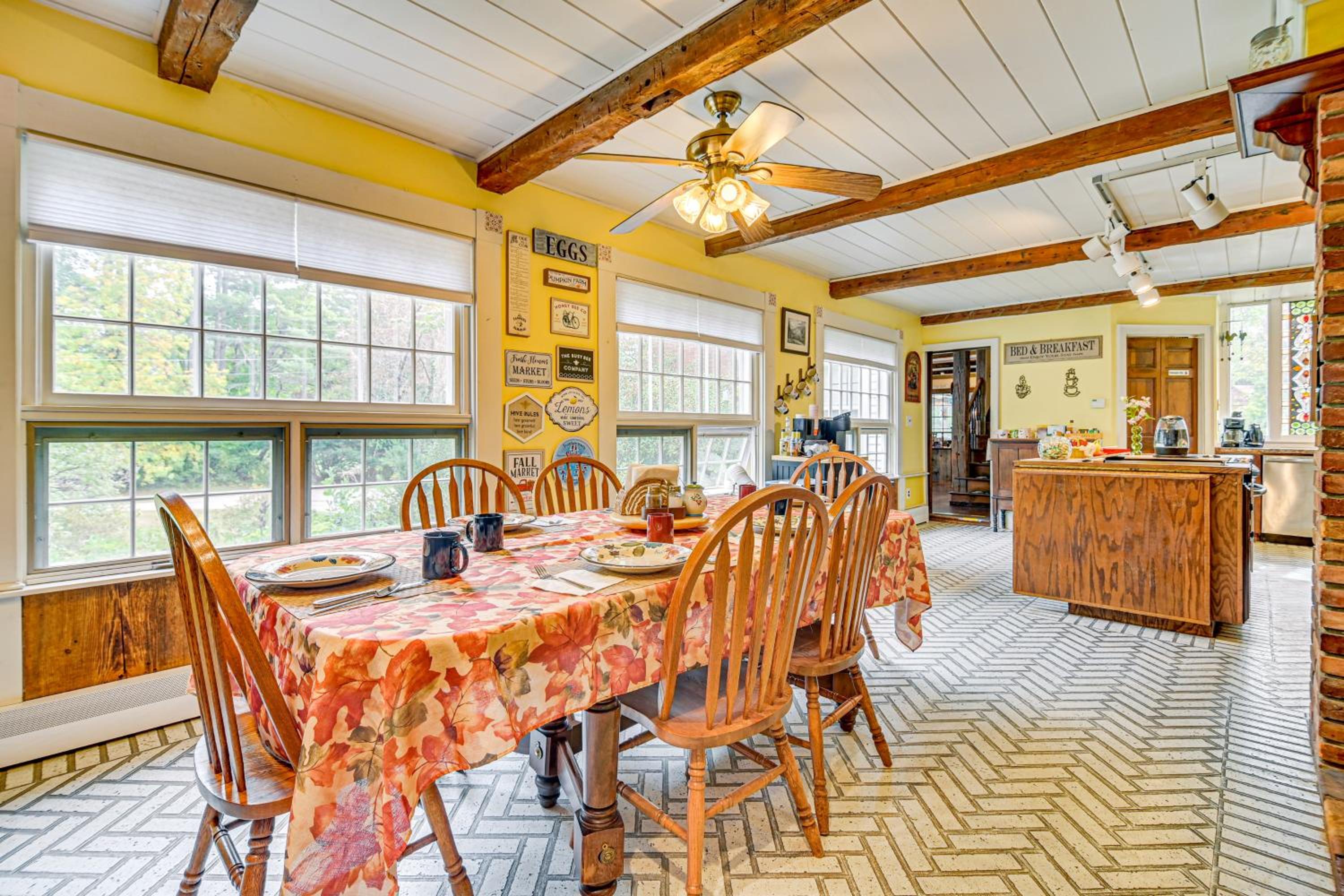 1 Mi to Main St Fryeburg Historic Family Home