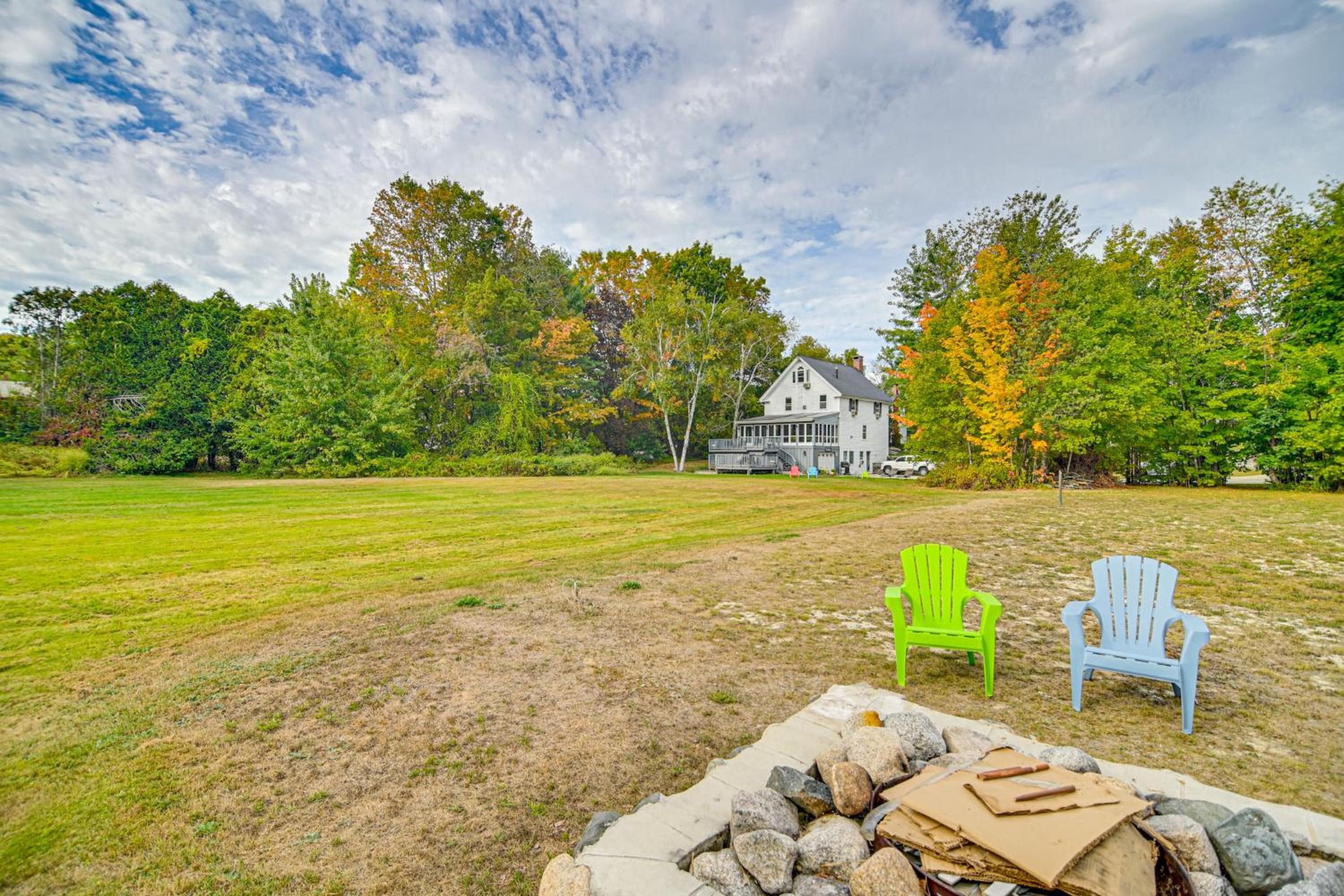 1 Mi to Main St Fryeburg Historic Family Home