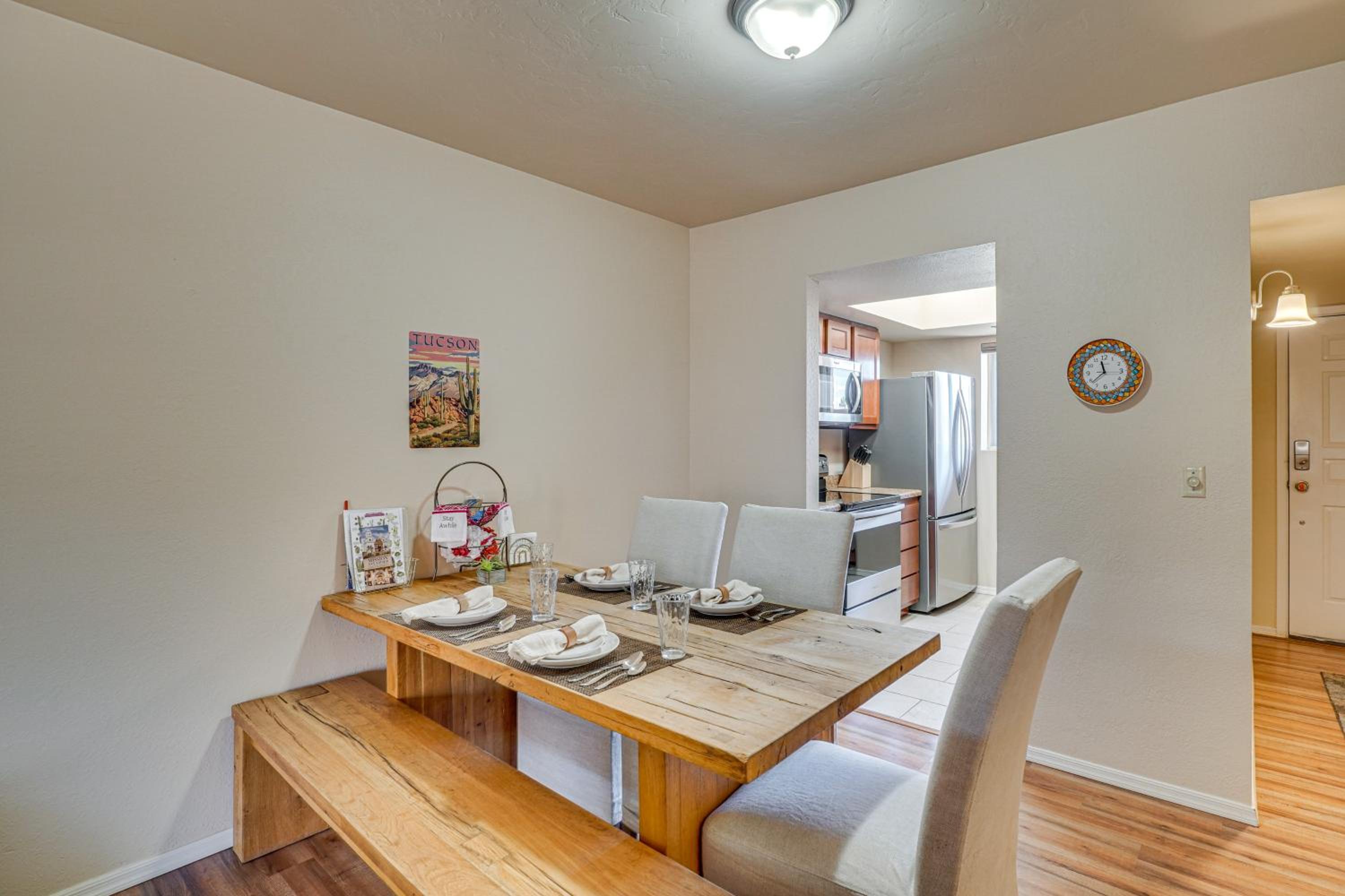 5 Mi to Dtwn Tucson Townhome with Pool Access!