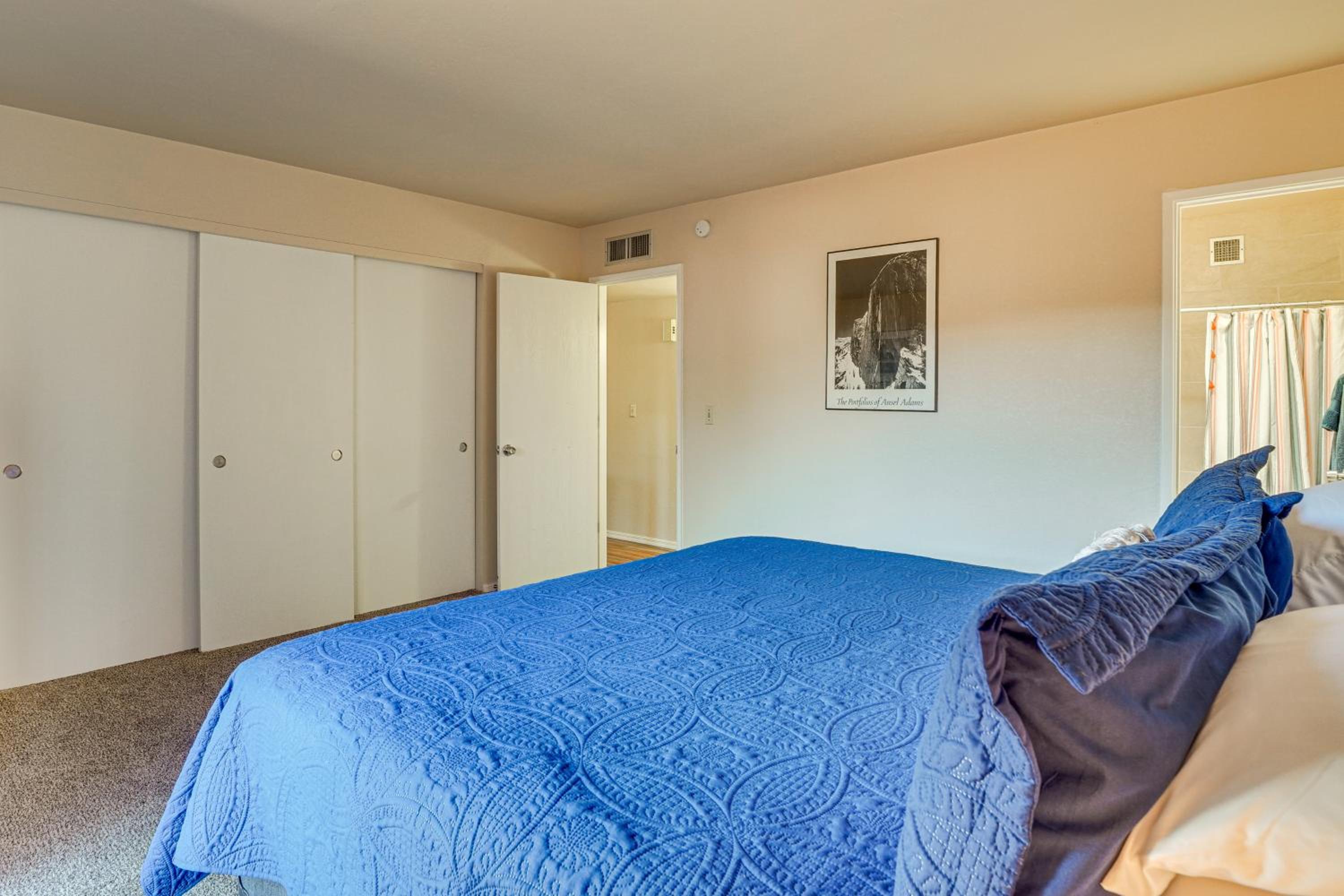 5 Mi to Dtwn Tucson Townhome with Pool Access!